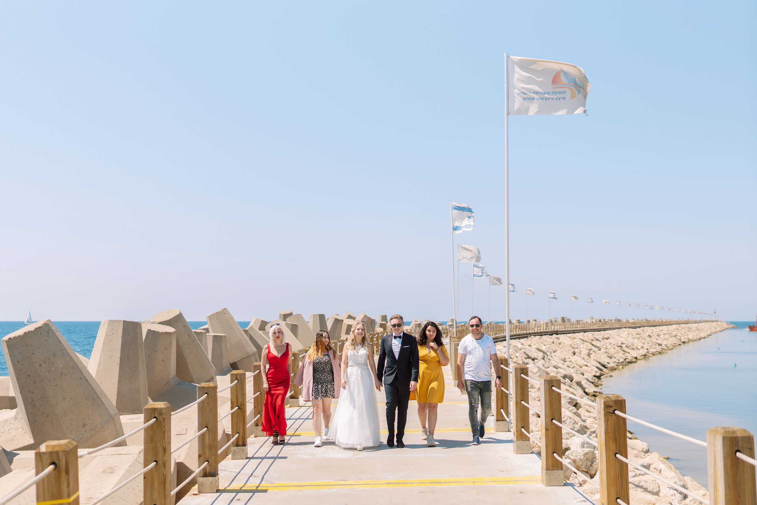 Wedding on a yacht in Herzliya, Alexander & Yelena. Porto Travel Photographer | Couples & Vacation Photos in Portugal — WePortugal