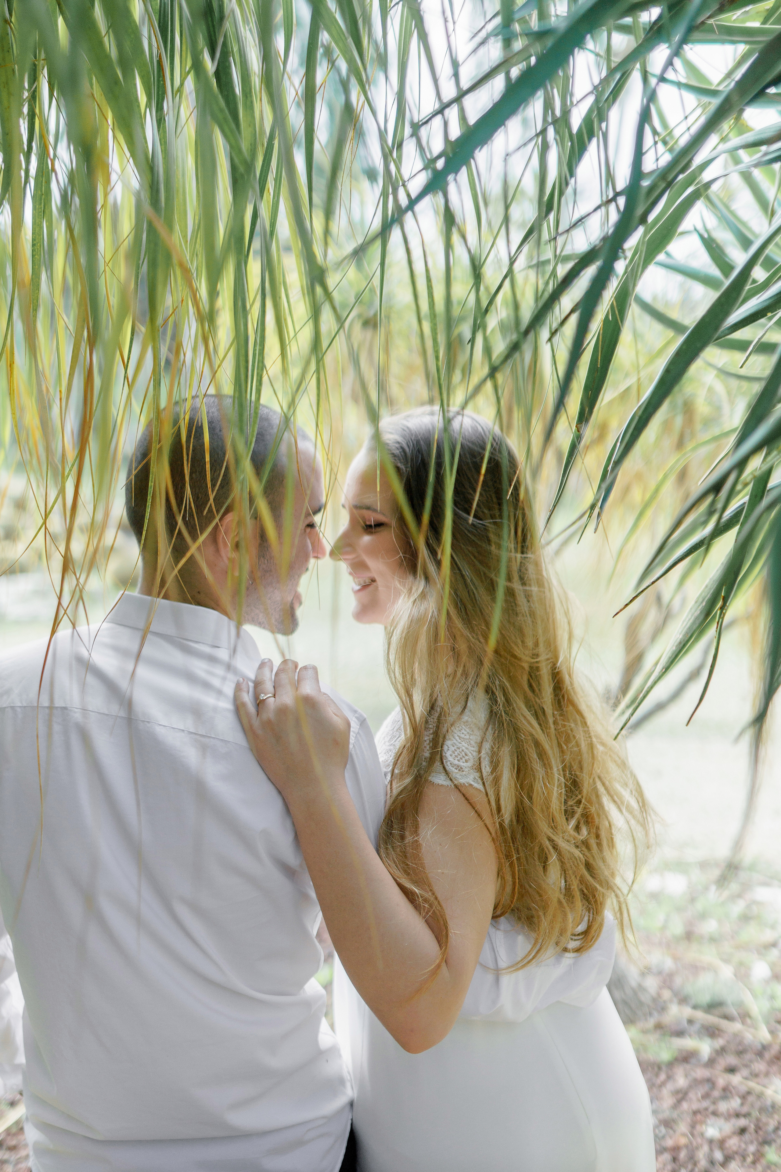 Wedding walk in Yarkon Park, Natali & Shlomi. Porto Travel Photographer | Couples & Vacation Photos in Portugal — WePortugal