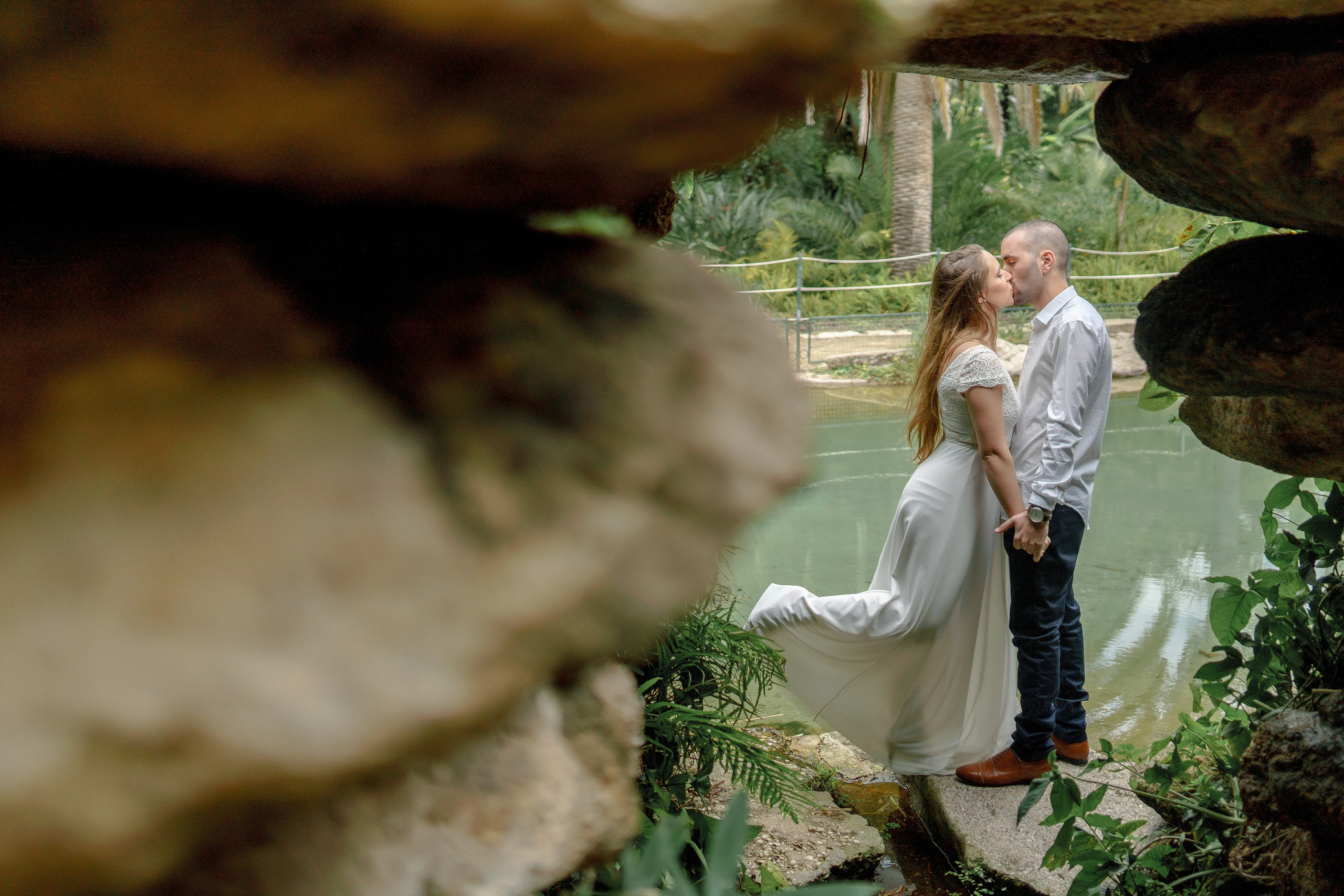 Wedding walk in Yarkon Park, Natali & Shlomi. Porto Travel Photographer | Couples & Vacation Photos in Portugal — WePortugal