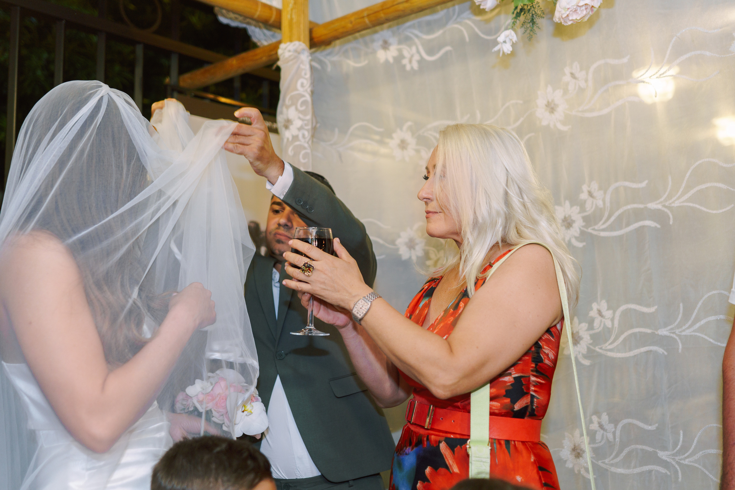 Xenia & Roy. Porto Travel Photographer | Couples & Vacation Photos in Portugal — WePortugal