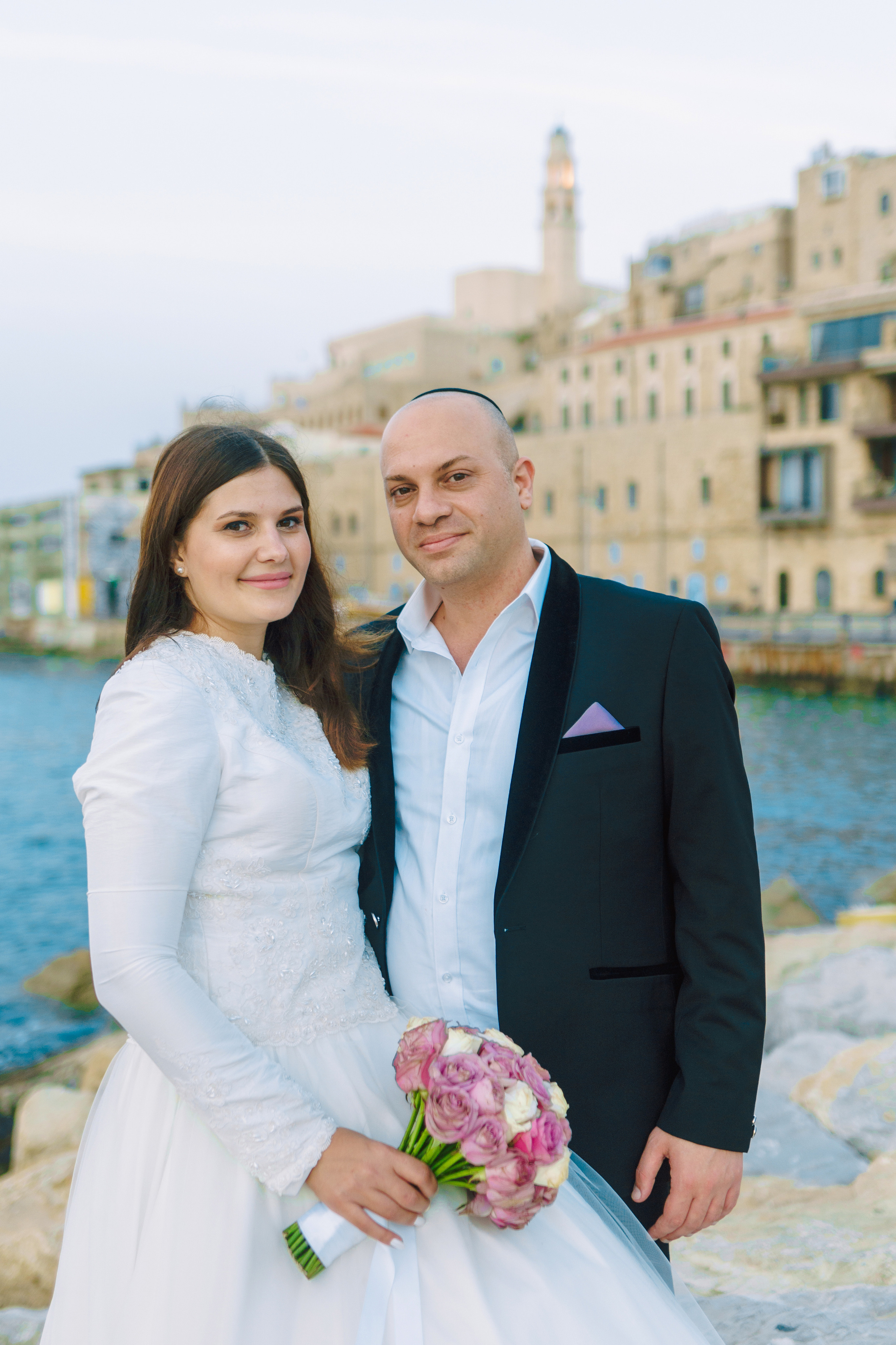 Wedding walk in Jaffa, Hana & Hen. Porto Travel Photographer | Couples & Vacation Photos in Portugal — WePortugal