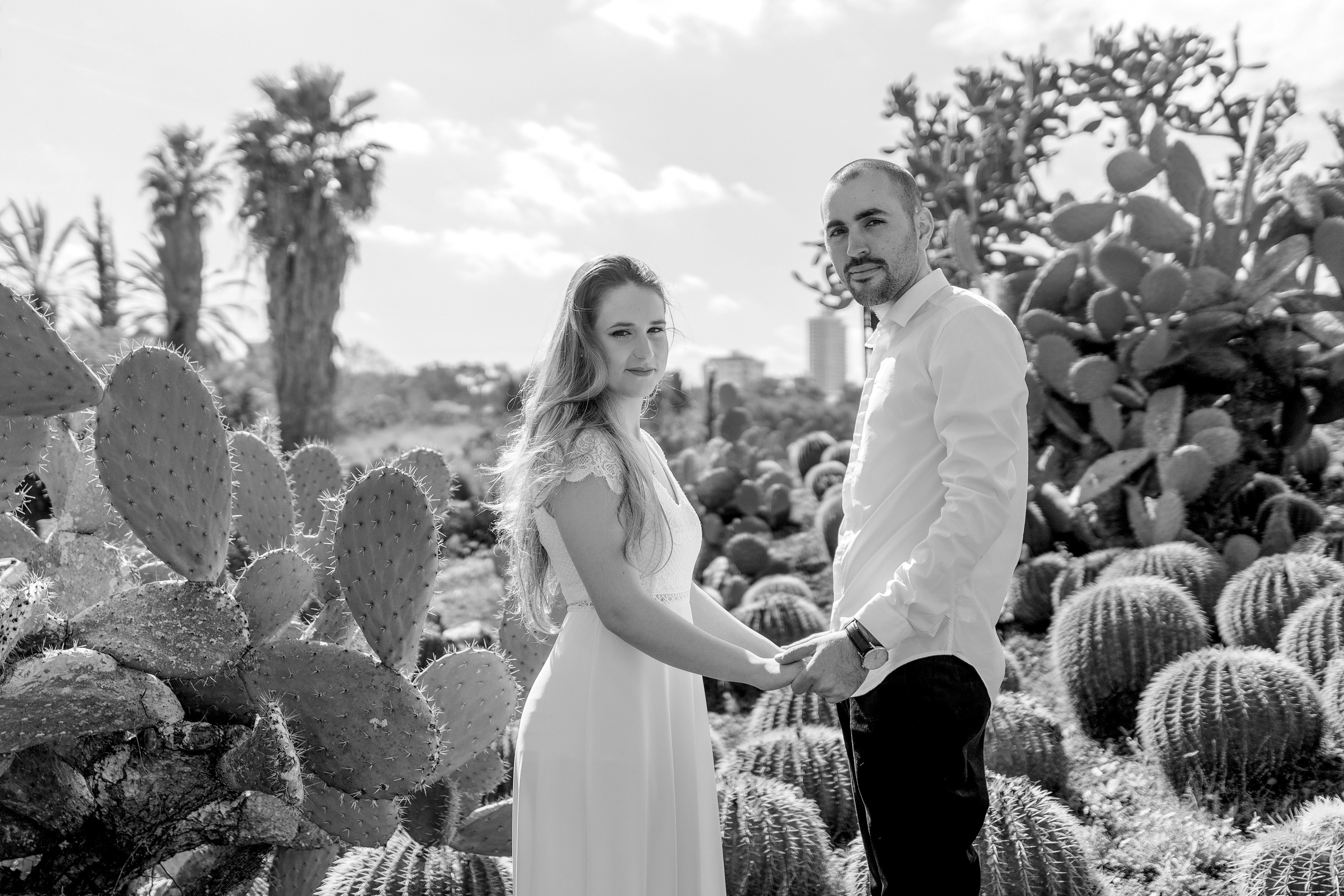 Wedding walk in Yarkon Park, Natali & Shlomi. Porto Travel Photographer | Couples & Vacation Photos in Portugal — WePortugal