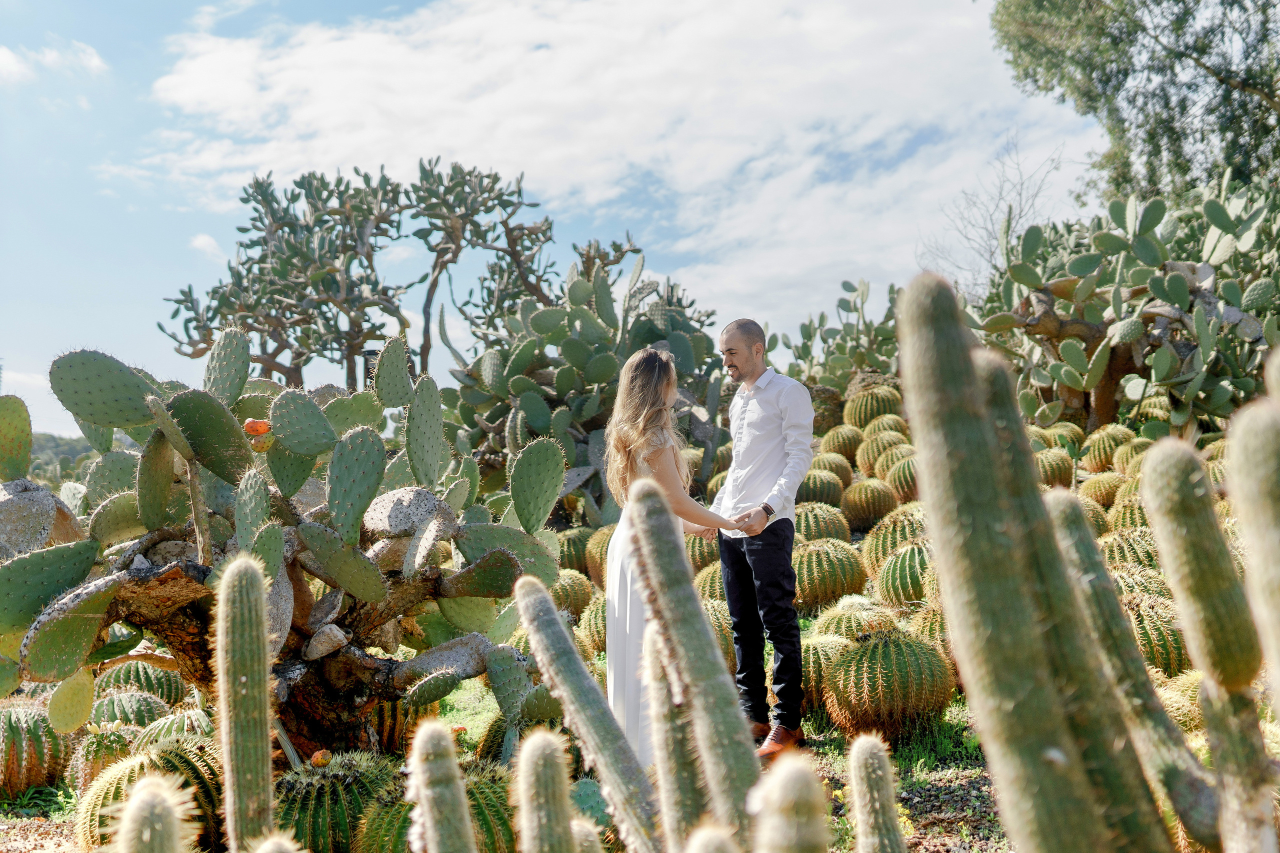Wedding walk in Yarkon Park, Natali & Shlomi. Porto Travel Photographer | Couples & Vacation Photos in Portugal — WePortugal