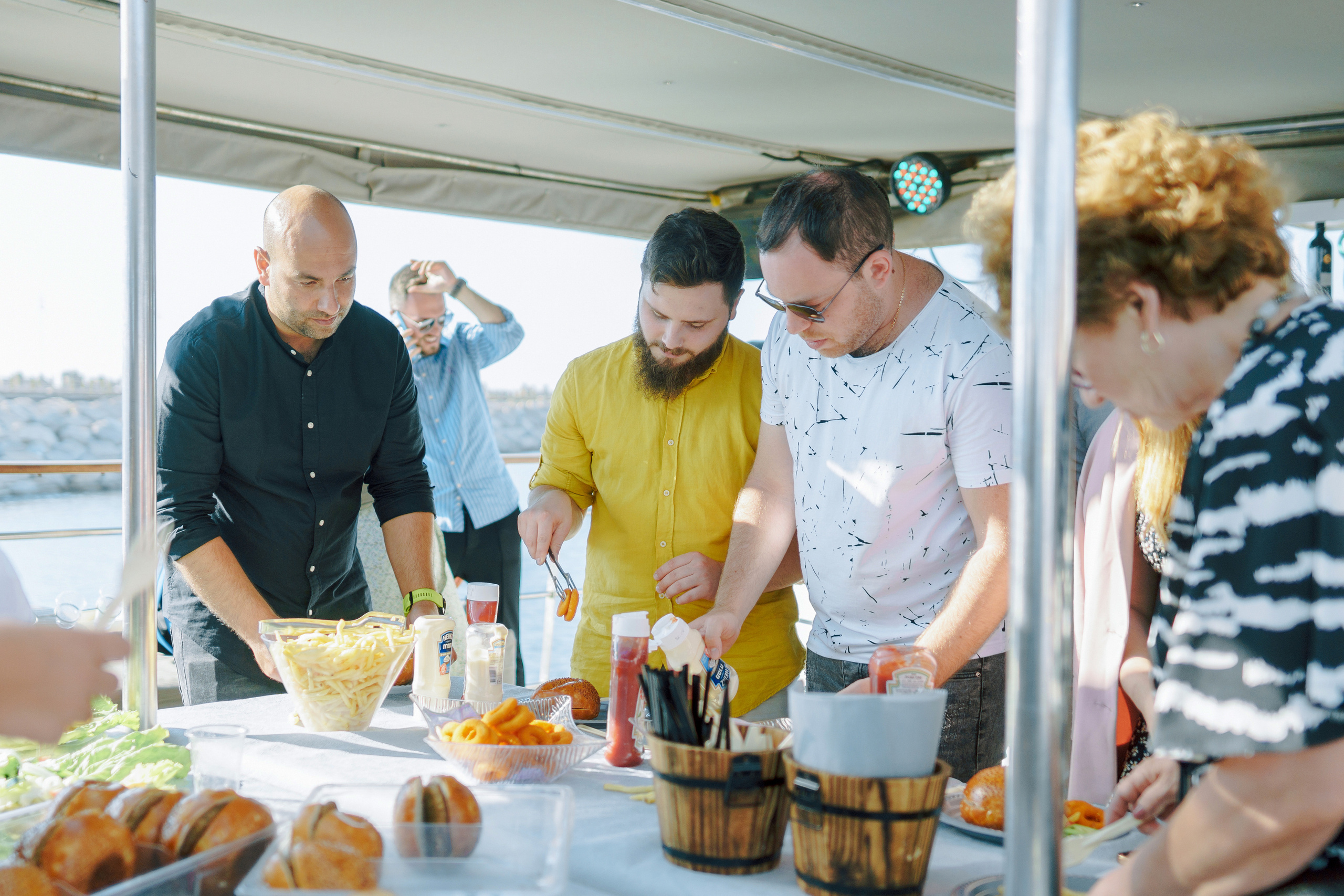 Wedding on a yacht in Herzliya, Alexander & Yelena. Porto Travel Photographer | Couples & Vacation Photos in Portugal — WePortugal