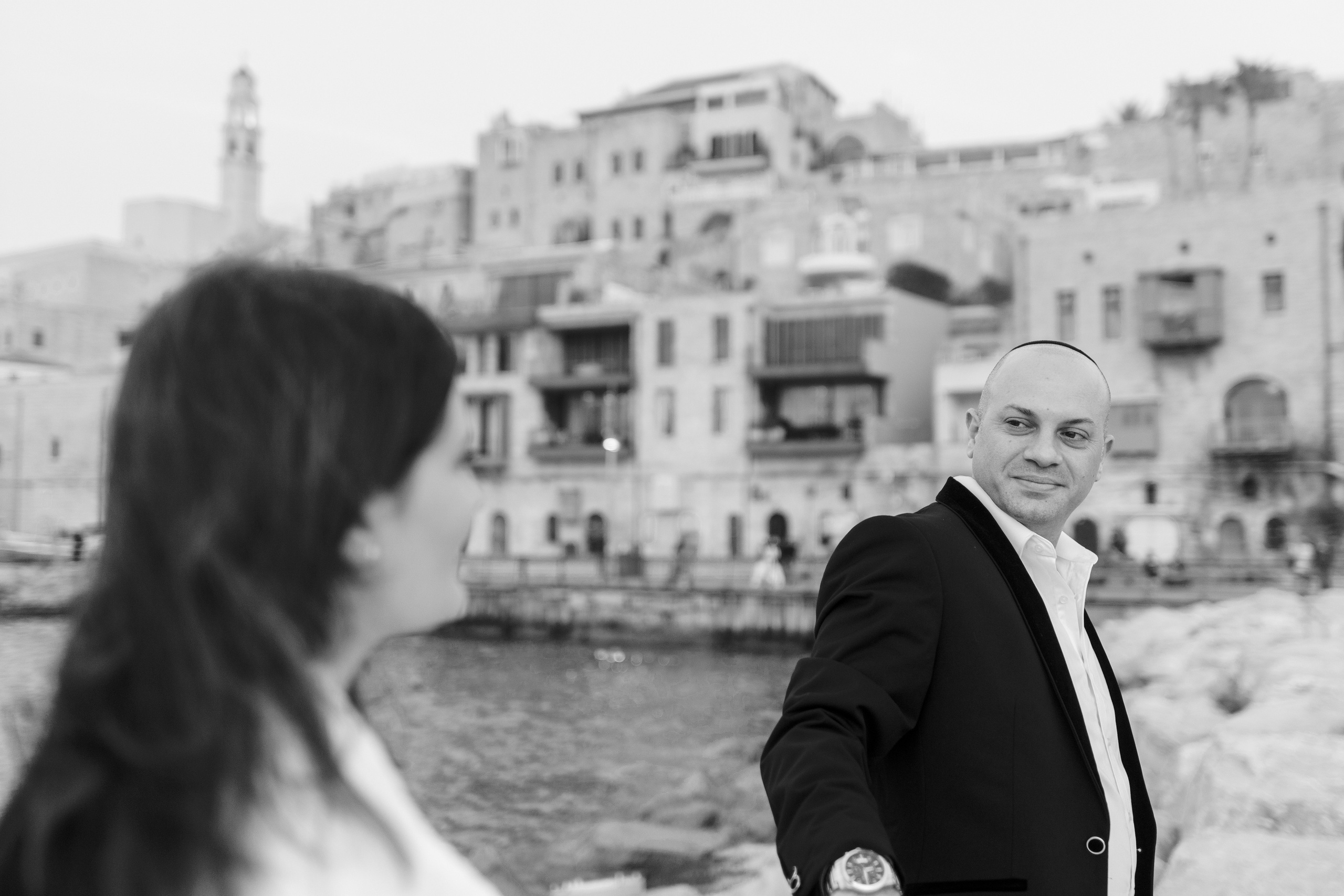 Wedding walk in Jaffa, Hana & Hen. Porto Travel Photographer | Couples & Vacation Photos in Portugal — WePortugal