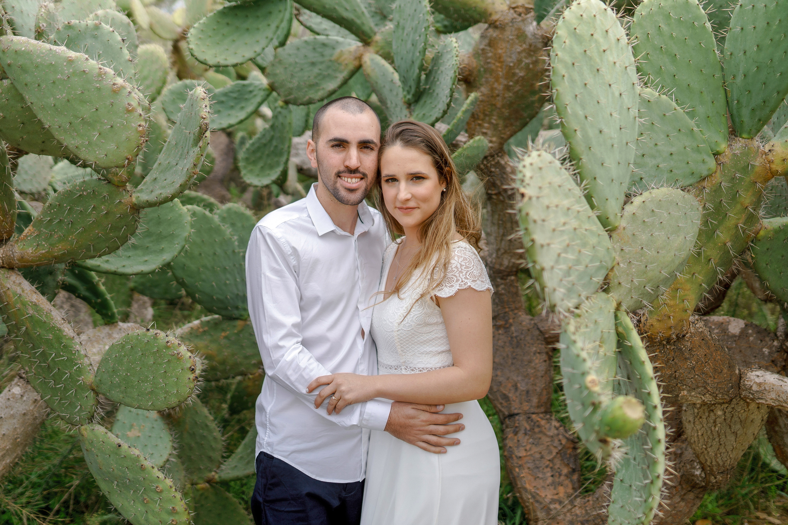 Wedding walk in Yarkon Park, Natali & Shlomi. Porto Travel Photographer | Couples & Vacation Photos in Portugal — WePortugal