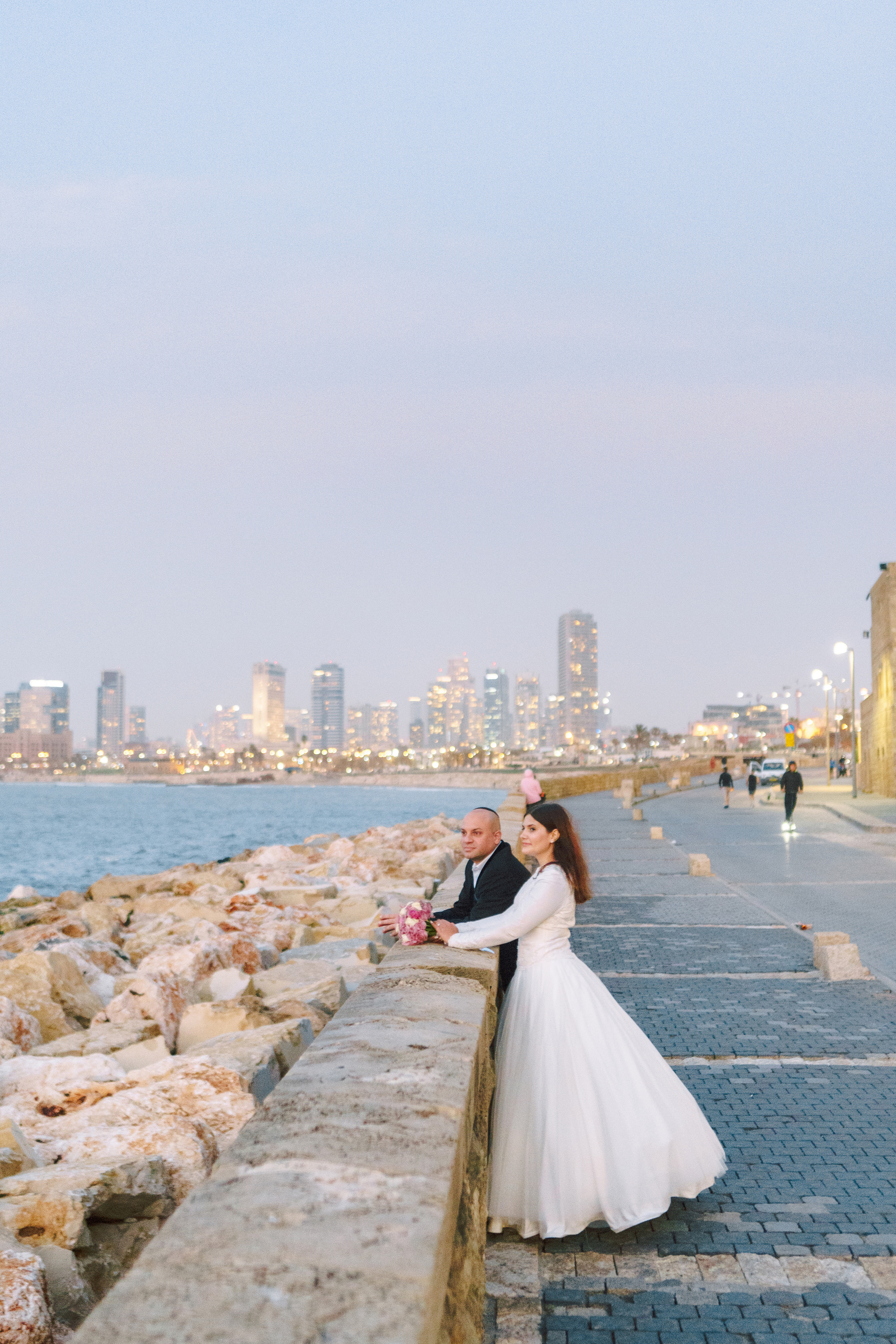 Wedding walk in Jaffa, Hana & Hen. Porto Travel Photographer | Couples & Vacation Photos in Portugal — WePortugal