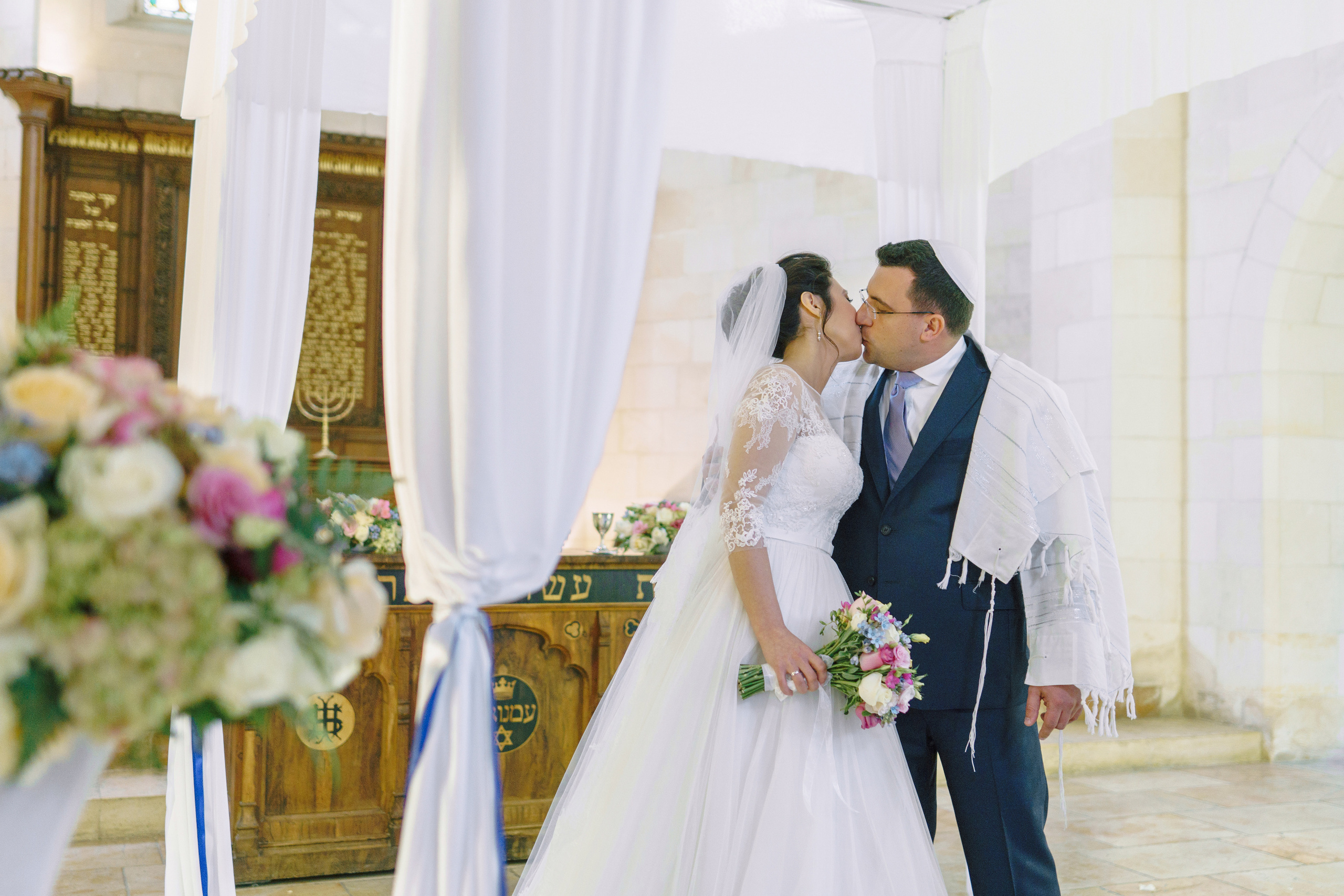 Tender wedding in Jerusalem, Paul & Alisa. Porto Travel Photographer | Couples & Vacation Photos in Portugal — WePortugal