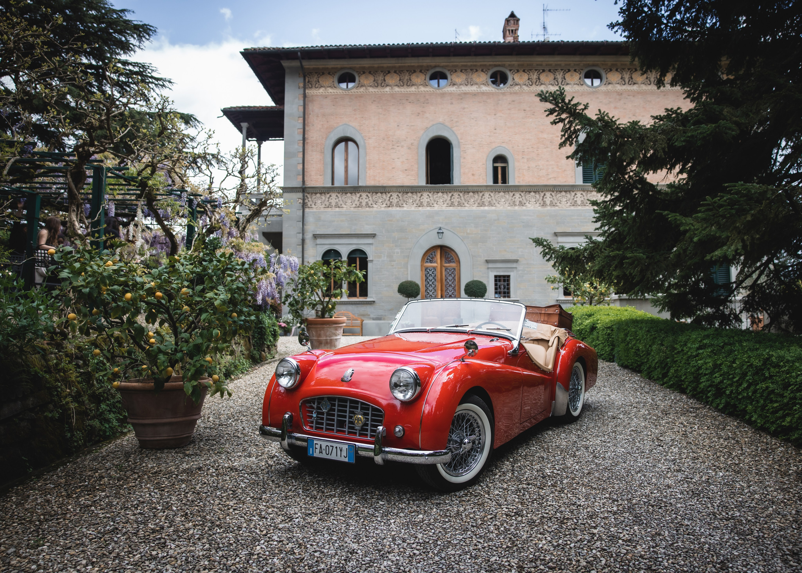 Tuscany Wedding Villa La Commenda Concordia. Professional wedding photographer in Copenhagen, Denmark — Julia Byron