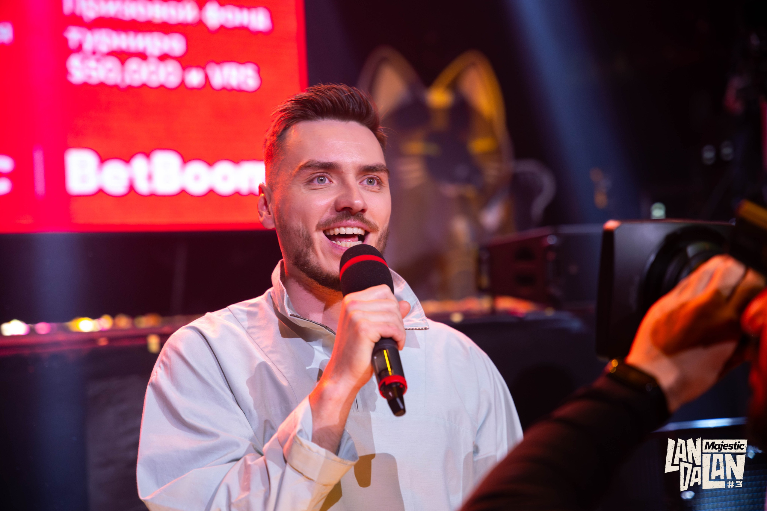 LanDaLan & FRAG & GLuck Yungstar & UCA