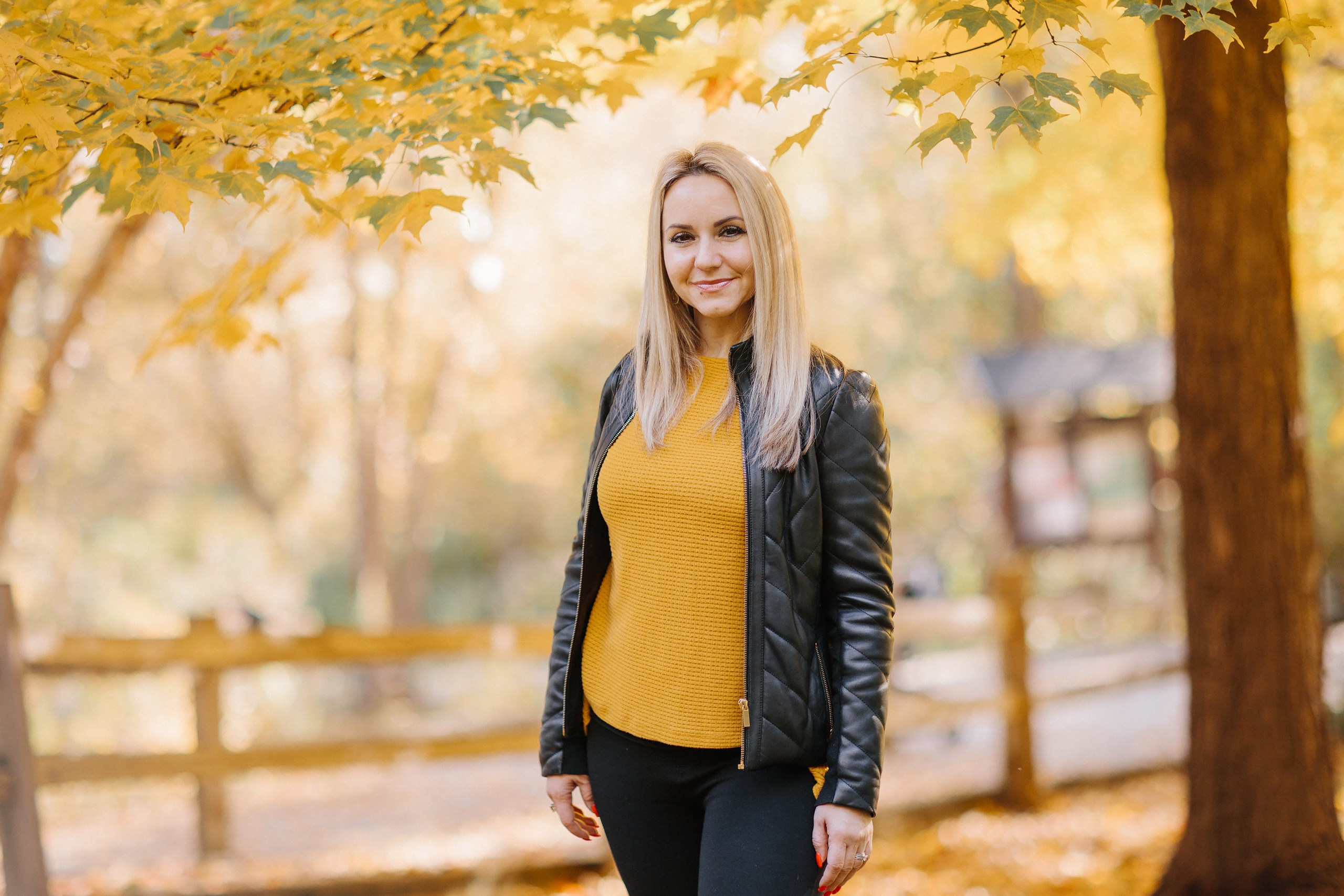 10.21.23 Family Photoshoot. Wedding family event photographer in Chicago Nick Yushevich