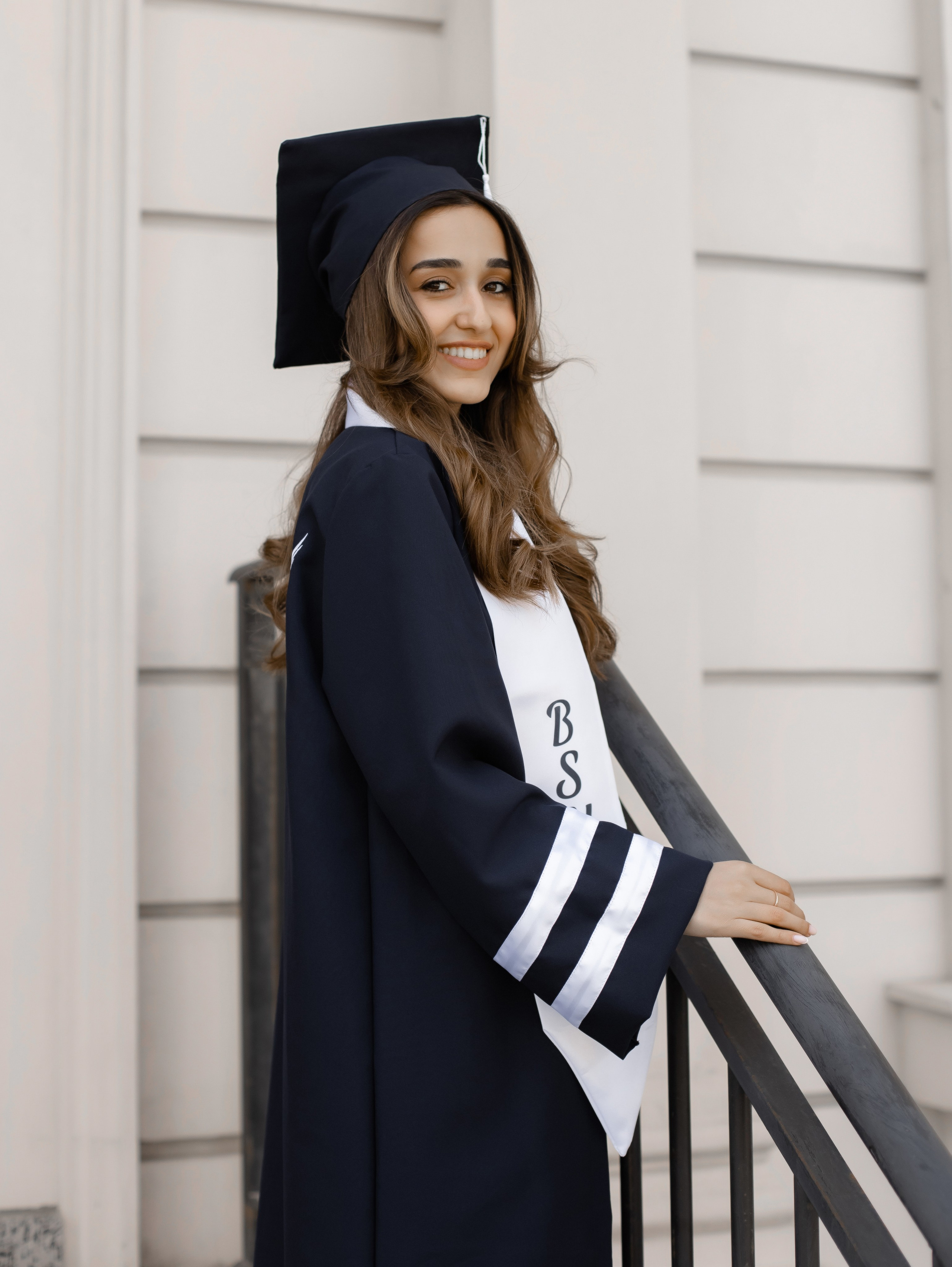 Premium mezun xalati, qara mezun geyimi, ag mezun libasi, qirmizi sarfli mezun paltari, mezun aksesuarlar, mezun papaqlari, mezun lentleri, mezun hediyyeleri, mezun fotosessiya geyimleri, mezun cekilisi ucun geyimler, mezun tedbirleri ucun aksesuarlar, mezun geyimlerinin icare ve satisi, premium mezun libaslari, mezun geyimleri online sifaris, mezun geyimleri Bakida, mezun geyimleri qiymetleri, mezun geyimleri modelleri, Mezun cekilisi, mezun fotosessiyasi, mezun cekilisi ucun geyimler, mezun mantiyasi cekilisi, mezun fotosessiya ideyalari, mezun gunu fotosessiya, mezun xatireleri, mezun papaqlari ile fotosessiya, mezun lentleri ile cekilis, ferdi mezun fotosessiyasi, qrup mezun cekilisi, mezun fotosessiya mekani, mezun ucun ideal cekilis fonlari, mezun fotosessiya aksesuarlari, mezun albomu sekilleri, mezun cekilisi poza ideyalari, universitet mezun fotosessiyasi, kollektiv mezun fotosessiyasi, mezun xalatlari ile cekilis, mezun mantiyasi fotosessiyasi, mezun geyimleri ile professional cekilis, mezun tebrik fotosessiyasi, en yeni mezun cekilis trendləri, mezun fotosessiya xidmetleri, premium mezun cekilisi, mezun cekilisi ucun dekorlar, mezun fotosessiyasi aksesuarlar, mezun gunu en gozel fotolar, mezun cekilisi fotostudiya, bakida mezun fotosessiyasi, xaricde mezun cekilisi, mezun gunune ozel cekilis,Məzun mantiyaları, eksklüziv məzun geyimləri, ağ və qara məzun libasları, məzun üçün xüsusi şarf modelləri, məzun papağı və aksesuarları, fərdi dizayn məzun geyimləri, məzun tədbiri üçün ən yaxşı seçimlər, məzun fotosessiyası üçün ideal libaslar, məzun mərasimi geyimləri, keyfiyyətli məzun mantiyası, rahat və şık məzun geyimləri, məzun üçün lent və tac modelləri, məzun simvolik medalları, icarəyə verilən məzun libasları, məzun geyimlərinin sərfəli qiymətləri, onlayn məzun geyimi sifarişi, məzun paltarı mağazası, dəbli məzun geyimləri, premium məzun mantiyalarının satışı, universitet məzunları üçün mantiyalar, kollektiv məzun geyimləri, məktəb məzunları üçün geyimlər, diplom mərasimi üçün geyimlər, fərqli rəngdə məzun libasları, ən yeni məzun geyimləri, rahat və premium məzun geyimi seçimləri, Bakıda məzun geyimi mağazası, məzun üçün ən yaxşı libaslar