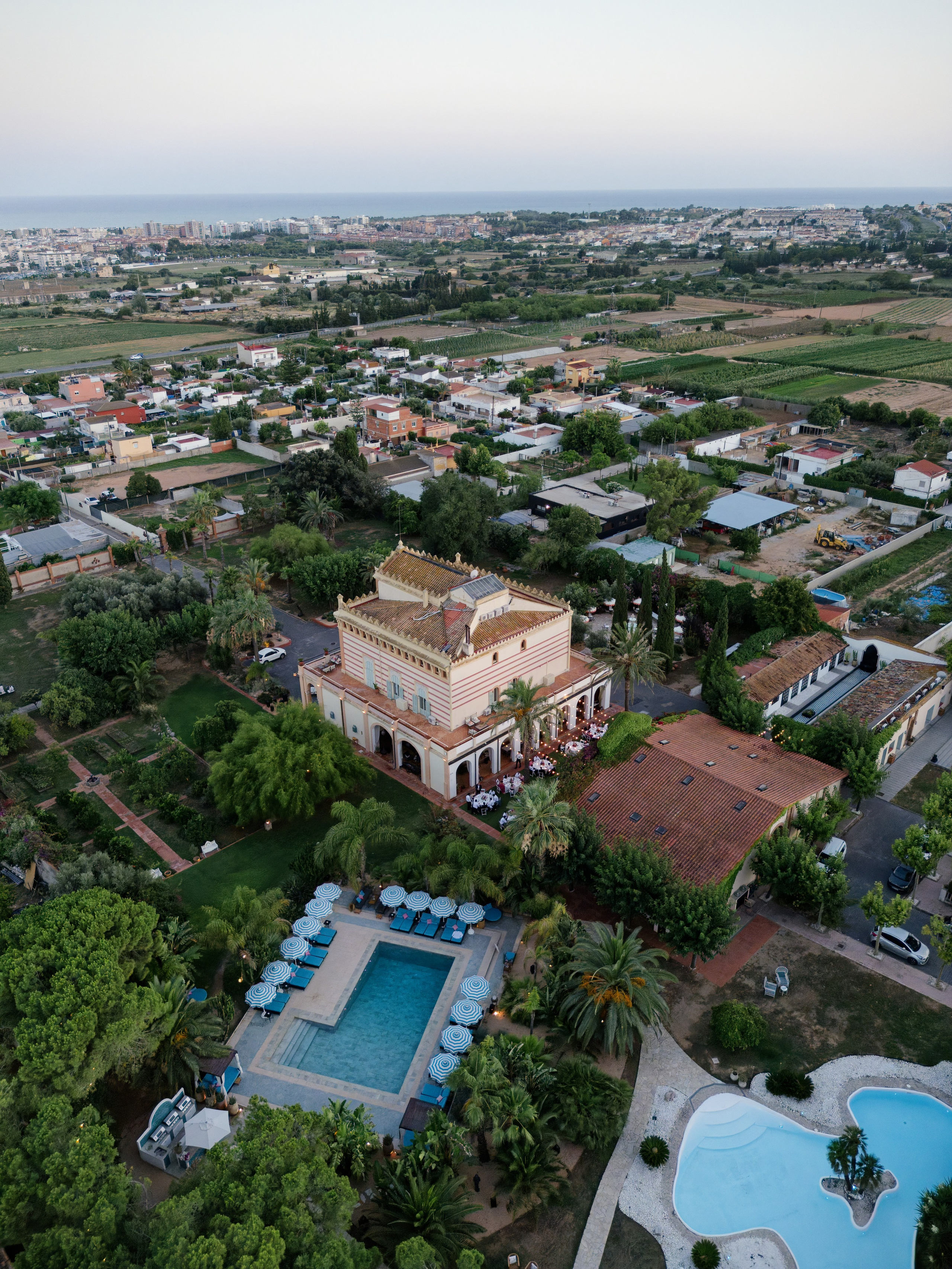 Wedding of Gracie & Joe at Gran Villa Rosa, Barcelona