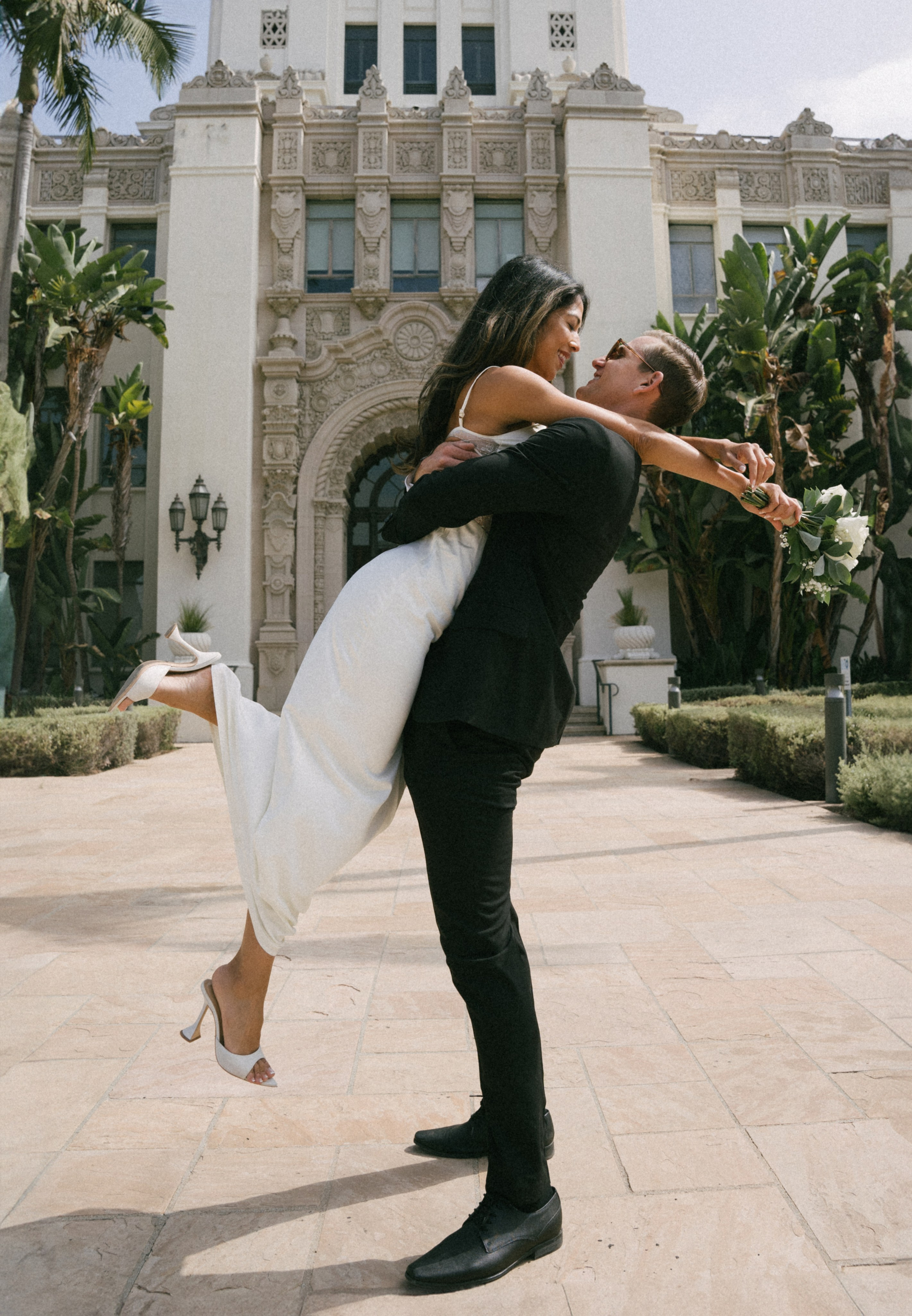 Jamie & Gareth. Beverly Hill Courthouse Wedding. Santa Monica based photographer Kristina Vasilenko