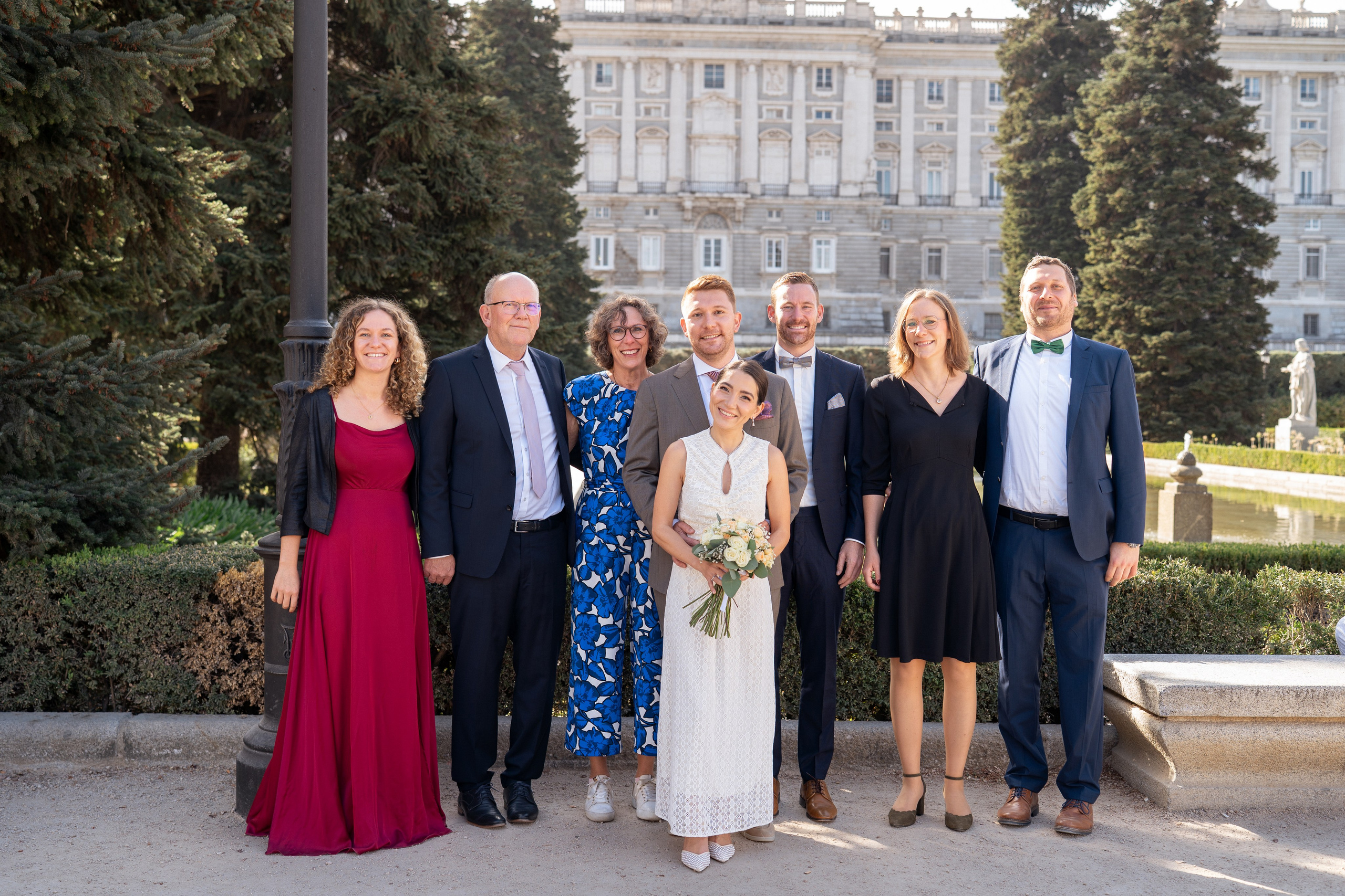 Elopement photoshoot in Madrid city centre. Fotógrafo en Madrid, España. Alyona Belyaninova