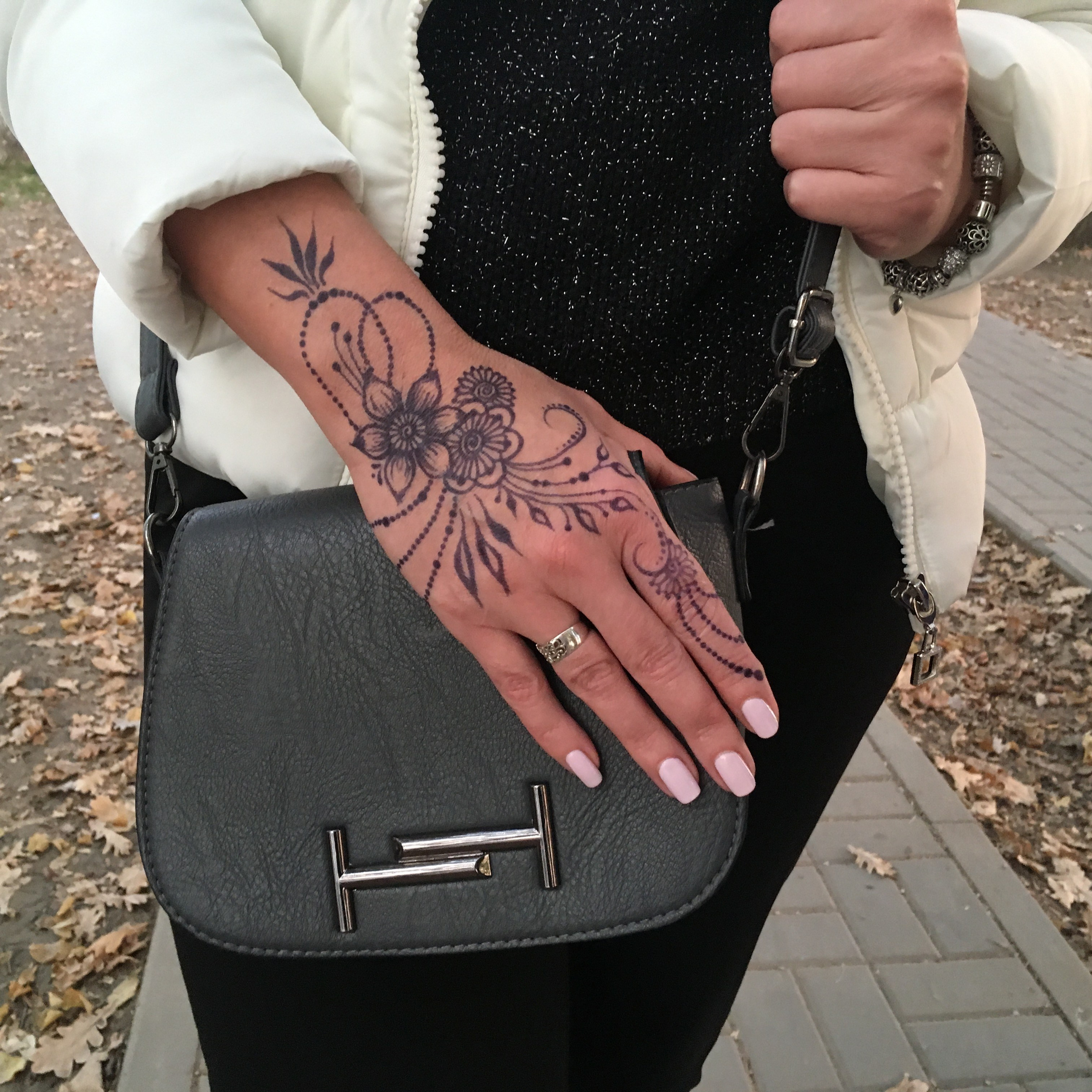 Kanapotrfolio. Numerologija. Nevrografika. Delavnice