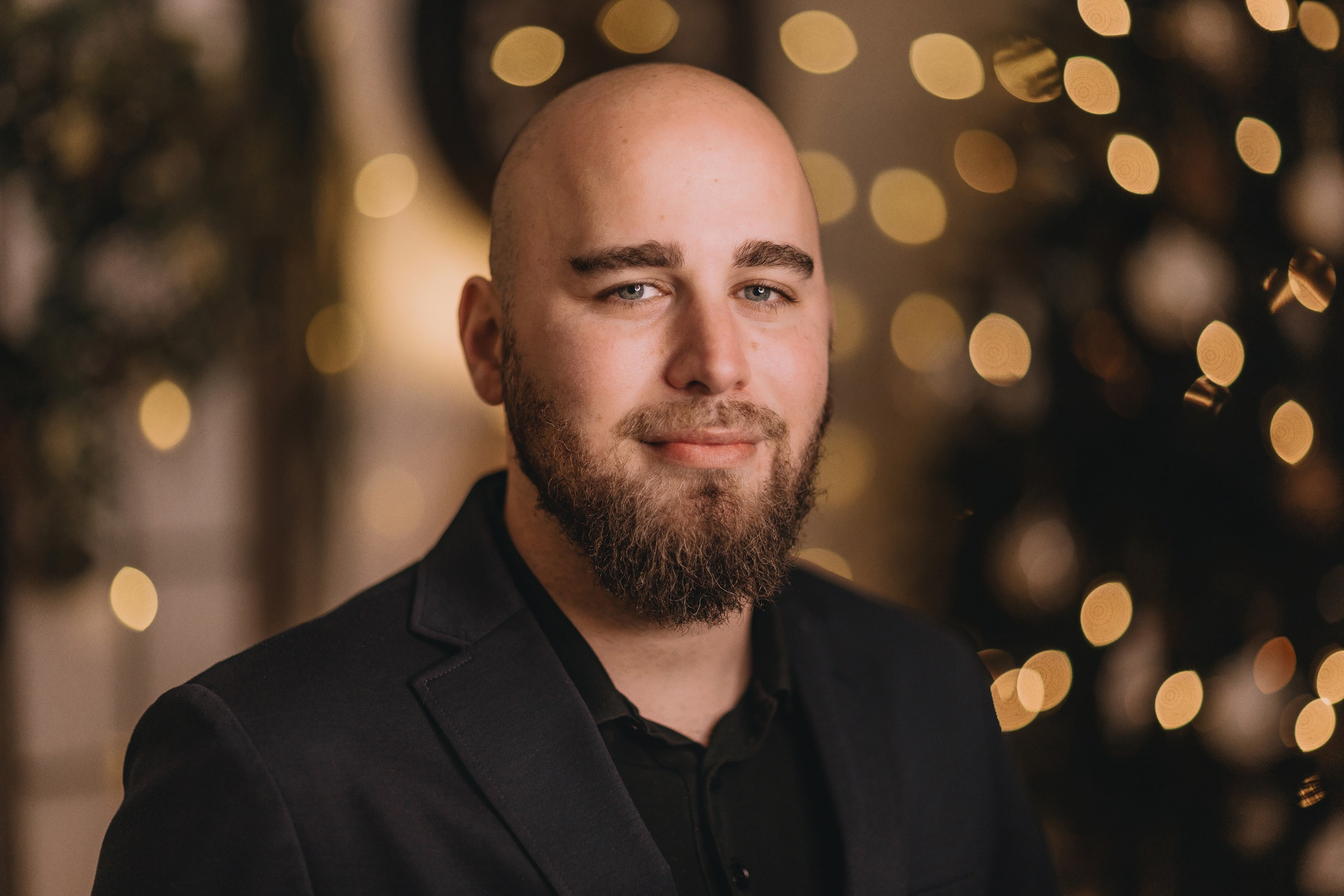 11.16.2025 Christmas Photoshoot. Wedding family event photographer in Chicago Nick Yushevich