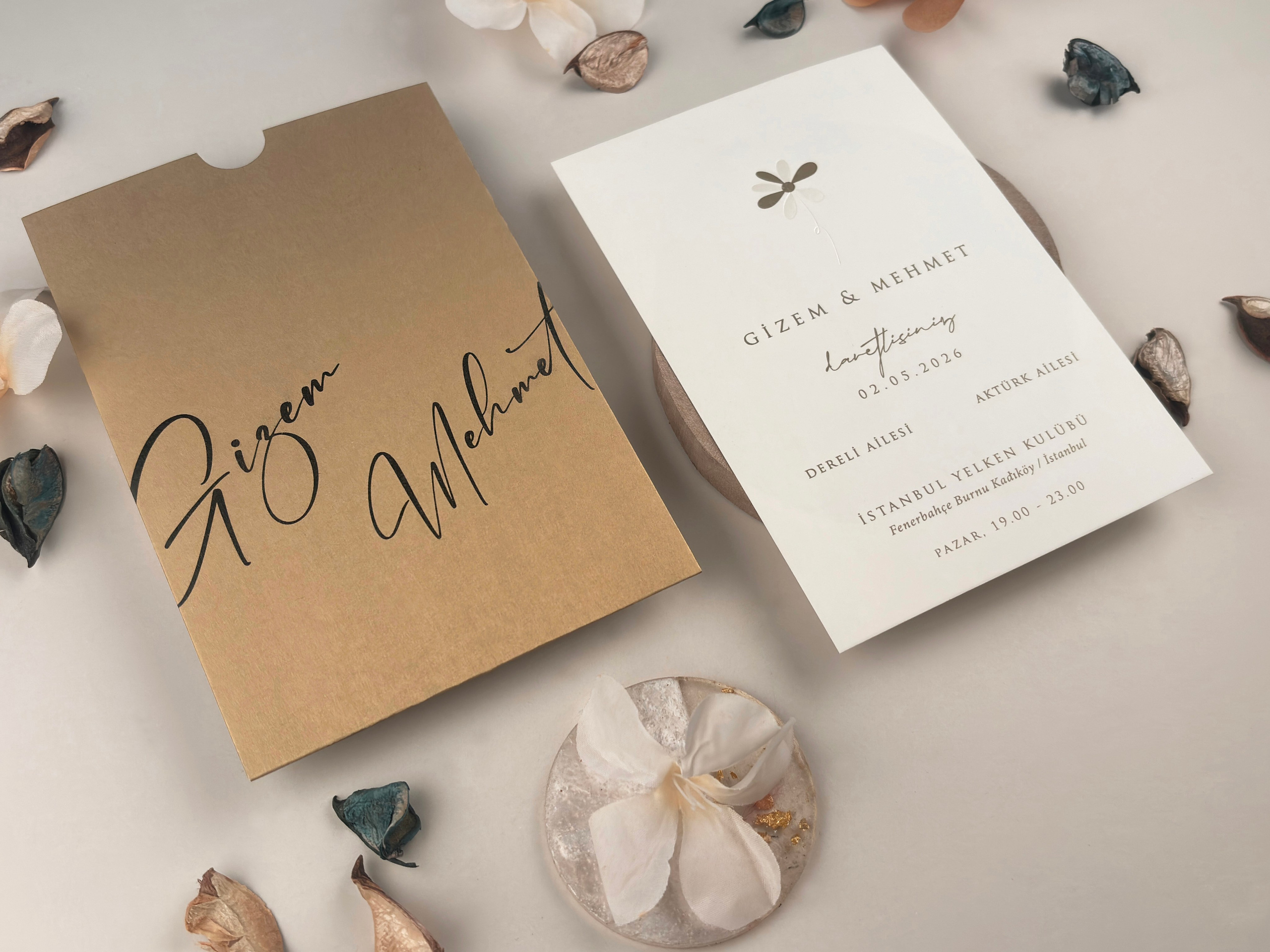 Invitații Elegante și Refined: Catalogul Ellite | Nunta, Petreceri, Evenimente Corporate.- invitații nuntă  - modele invitații nuntă  - invitații nuntă 2025  - invitații de nuntă elegante  - invitații de nuntă personalizate  - invitații nuntă online  - invitații nuntă handmade  - catalog invitații nuntă  - invitații originale nuntă  - invitații de nuntă moderne  - invitații nuntă vintage  - invitații nuntă rustice  - invitații nuntă clasice  - design invitații nuntă  - invitații de nuntă cu tematică.- invitații nuntă florale  - invitații nuntă boho  - invitații nuntă aurii  - invitații nuntă minimaliste  - invitații nuntă cu sigiliu  - invitații nuntă cu acuarelă  - invitații nuntă cu fotografie  - invitații nuntă cu inițiale  - invitații nuntă elegante alb-negru  - invitații nuntă cu hârtie texturată  - invitații nuntă cu decupaj laser  - invitații nuntă cu flori uscate. - print invitații nuntă  - invitații nuntă personalizate cu numele mirilor  - invitații nuntă cu plic inclus  - invitații nuntă cu cartolină dublă  - invitații nuntă calitate premium  - invitații nuntă ieftine  - invitații nuntă rapide.- invitații nuntă România  - invitații nuntă București / Botoșani . Iași suceava- invitații nuntă cu livrare în țară  - invitații nuntă online România.- „Invitație de nuntă elegantă cu design floral și plic crem”  - „Model de invitație de nuntă vintage cu sigiliu de ceară”  - „Set complet invitații de nuntă personalizate cu inițialele mirilor”  - „Invitație de nuntă modernă cu design minimalist și text negru pe fundal alb”  - „Invitație de nuntă rustică pe hârtie kraft cu șnur de iută”  - „Invitație de nuntă cu decupaj laser și detalii aurii” - „Invitație de nuntă în stil boho cu imprimeu floral colorat”  - „Invitație romantică de nuntă cu flori uscate și panglică din satin”  - „Invitație de nuntă clasică cu monogramă și font caligrafic”  - „Invitație de nuntă în stil glamour cu folie aurie și text embosat”- „Model de invitație de nuntă 2025 cu design elegant și font modern”  - „Cele mai noi invitații de nuntă 2025 – stil floral, sofisticat”