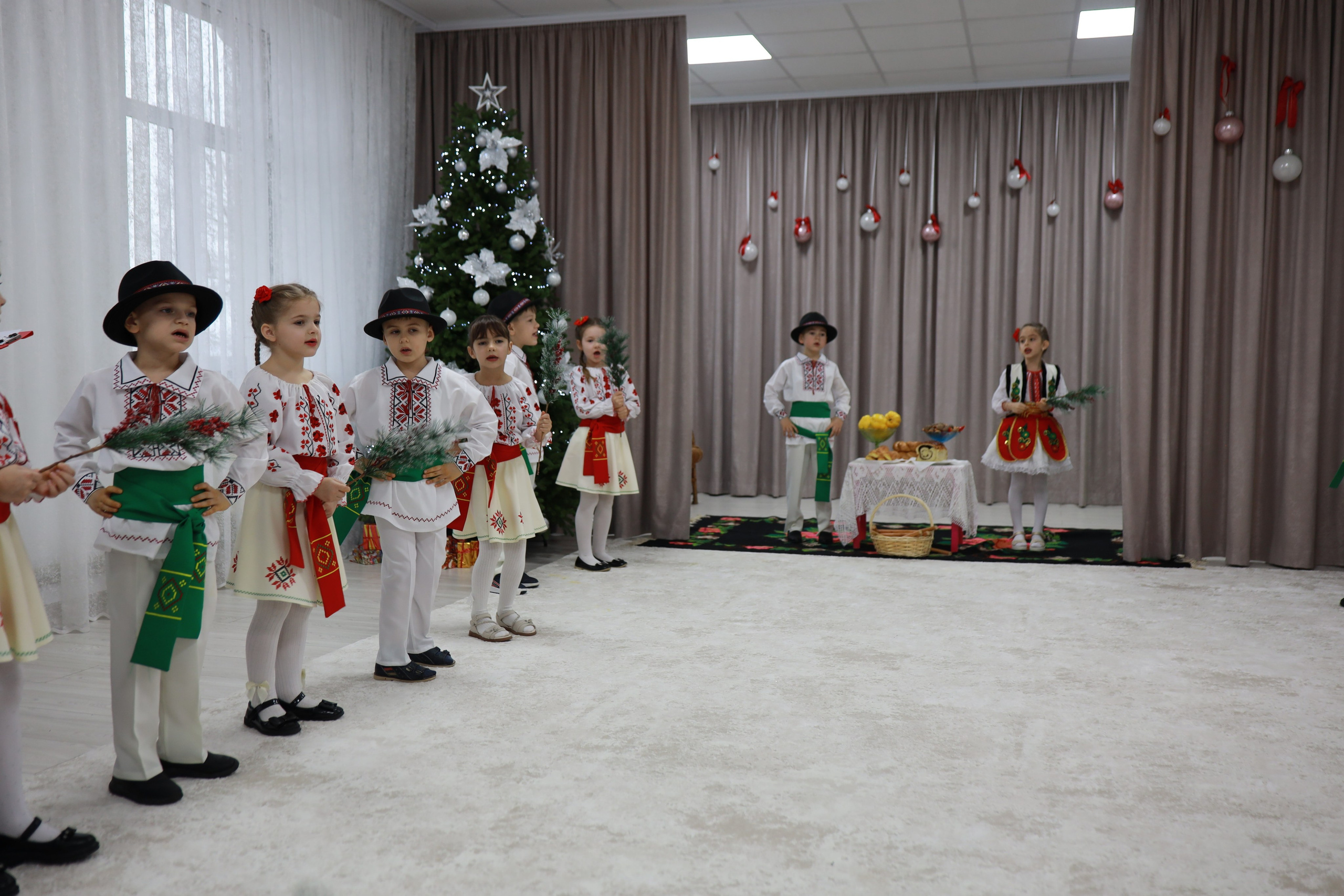 Magia iernii în ochi de copil.... Alika Dia- Fotograf în Republica Moldova, Strășeni