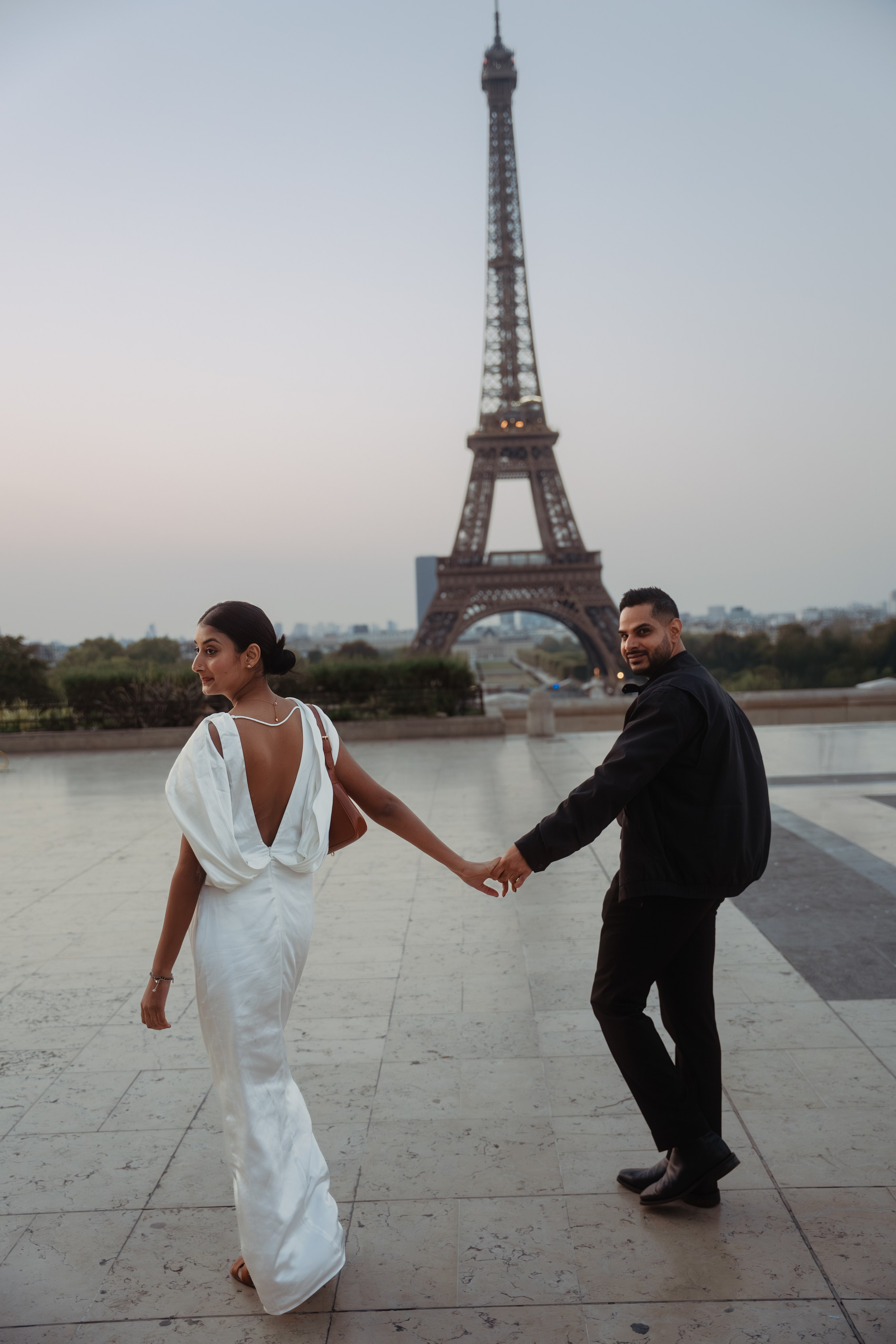 Guneet & Sukhy in Paris. Paris photographer — Polina Osipova