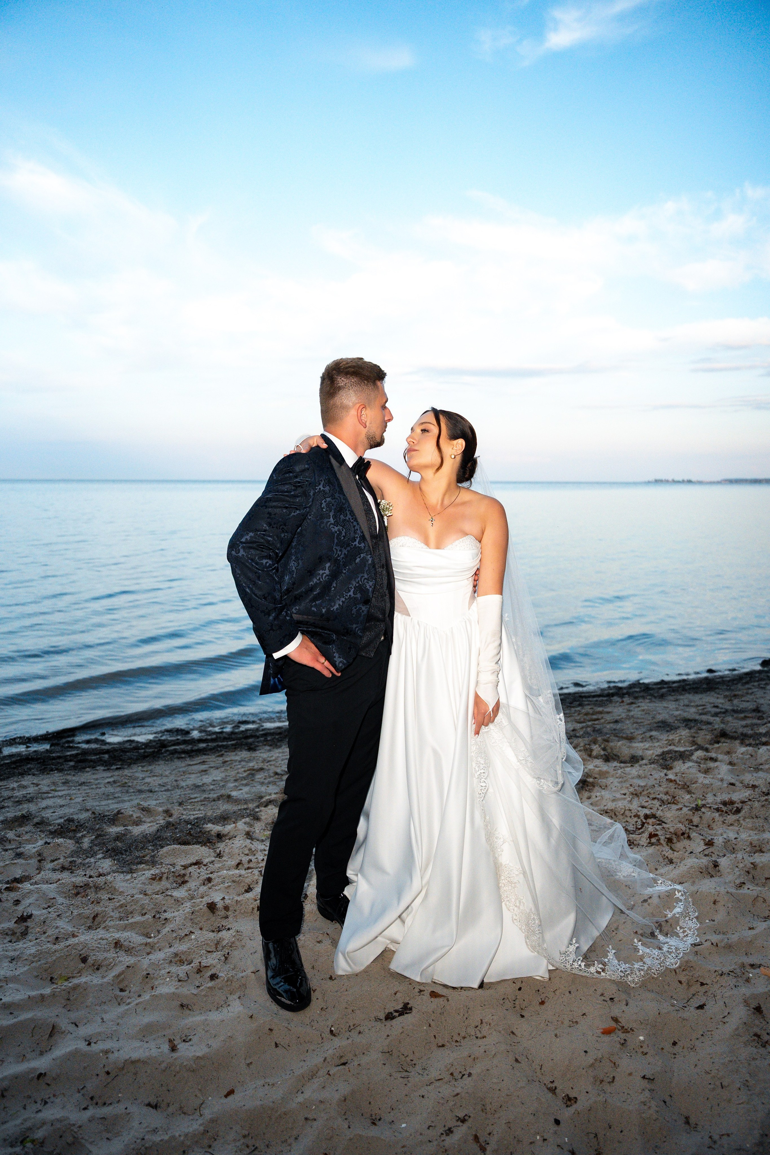 E&N: Zamek w Rzucewie. SL Wedding Photo — Editorial, Elegant & Timeless Wedding Photography in Poland and Across Europe