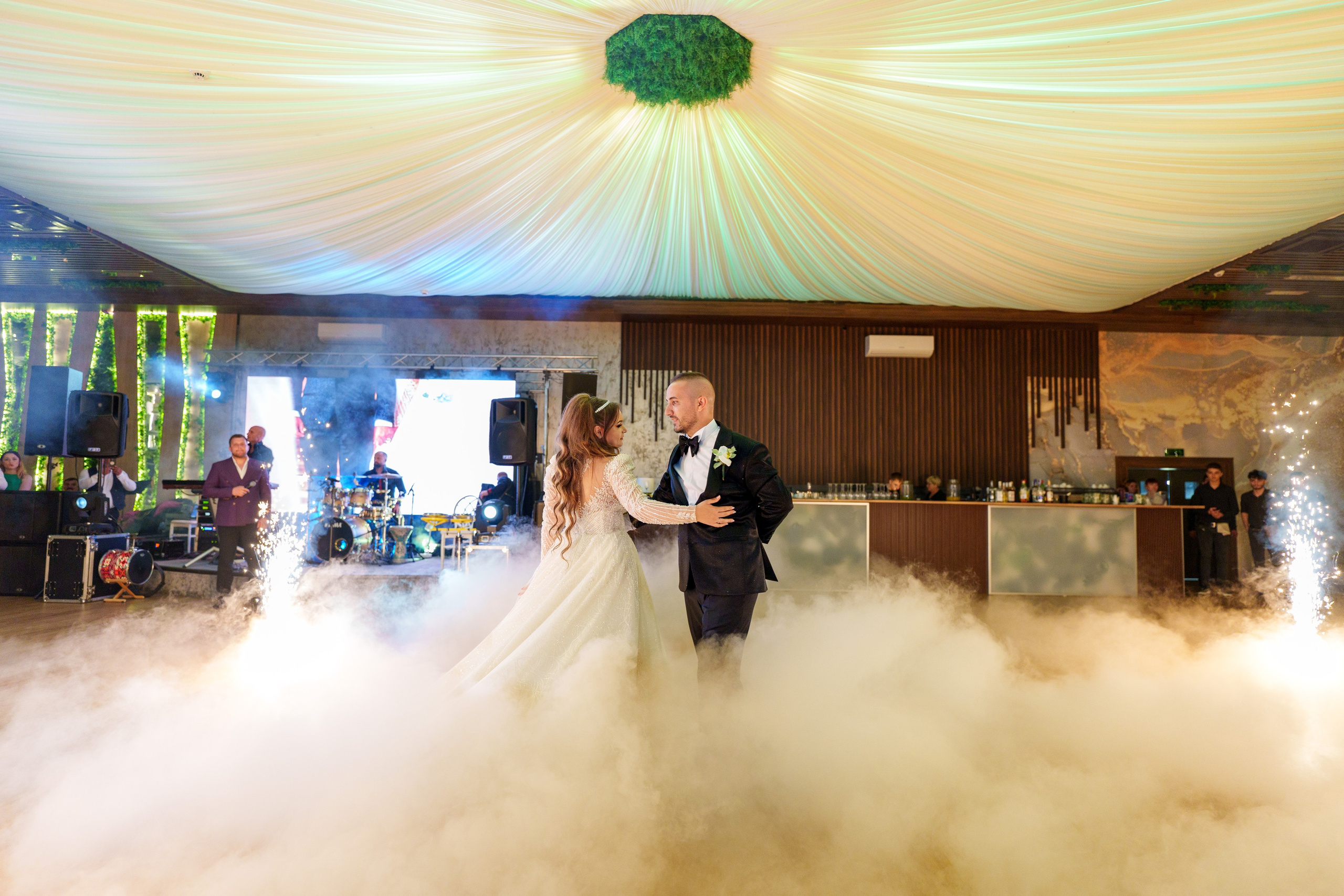 Cosmin & Gabriela. B|P Weddings - Fotograf & Videograf - București||0730017811