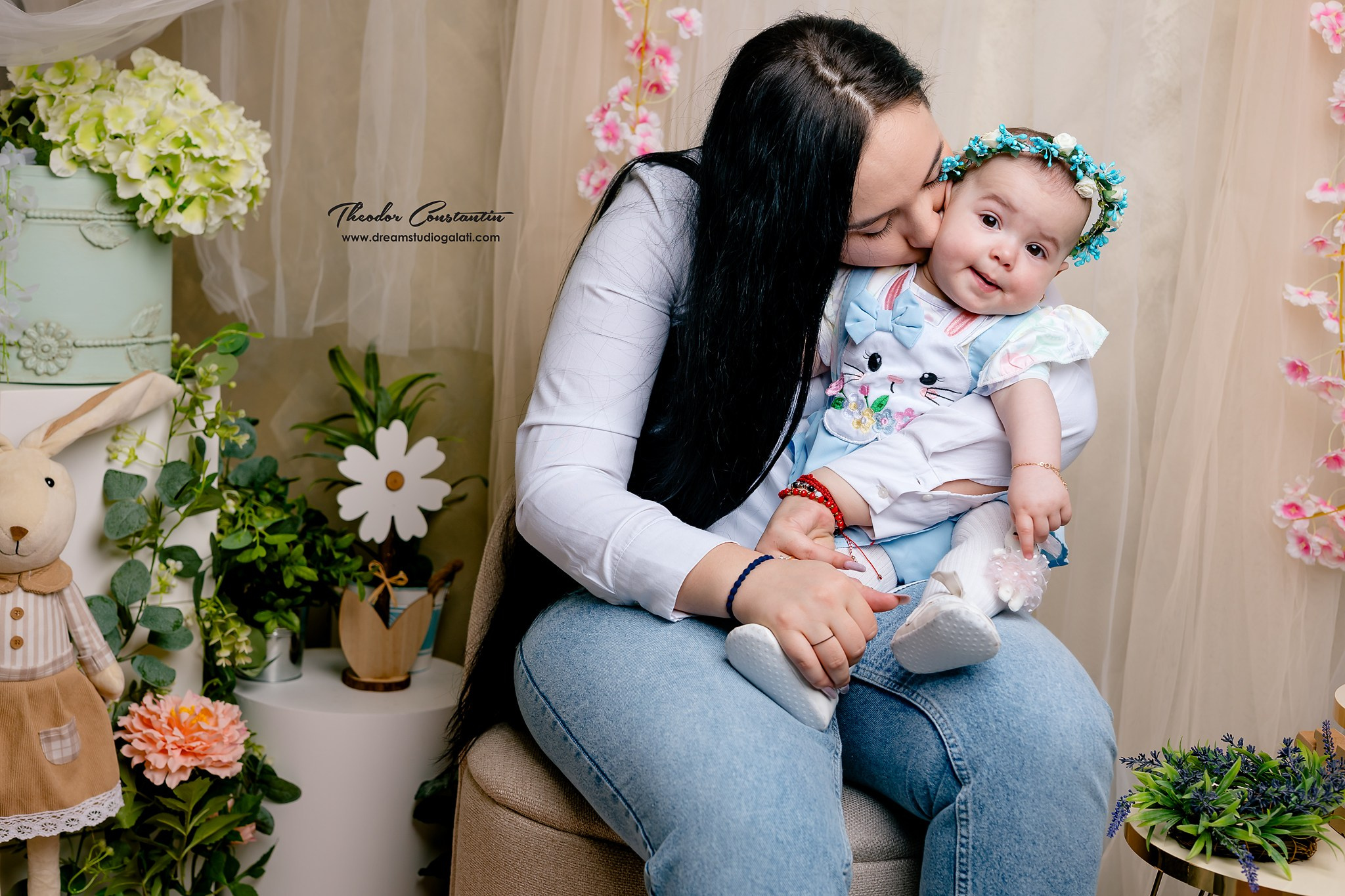 Studio. Dream Studio Galați – ședințe foto profesionale pentru familie, portrete și evenimente