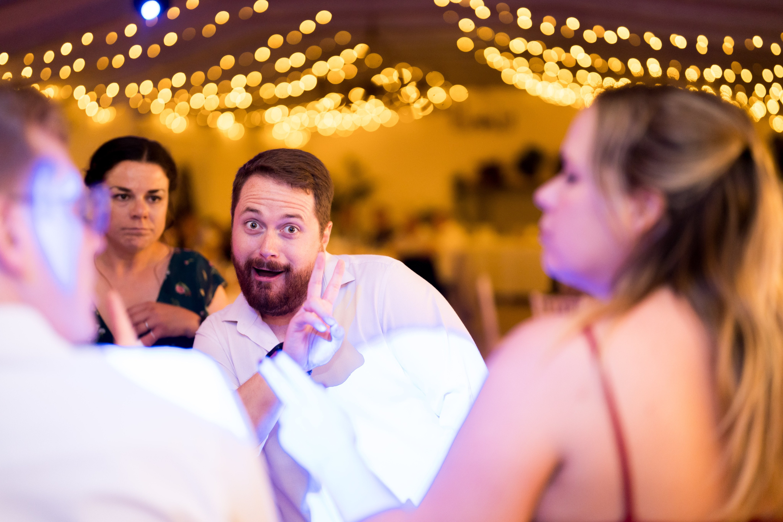 PARTY. Gabriel Florea — Fotograf nuntă București