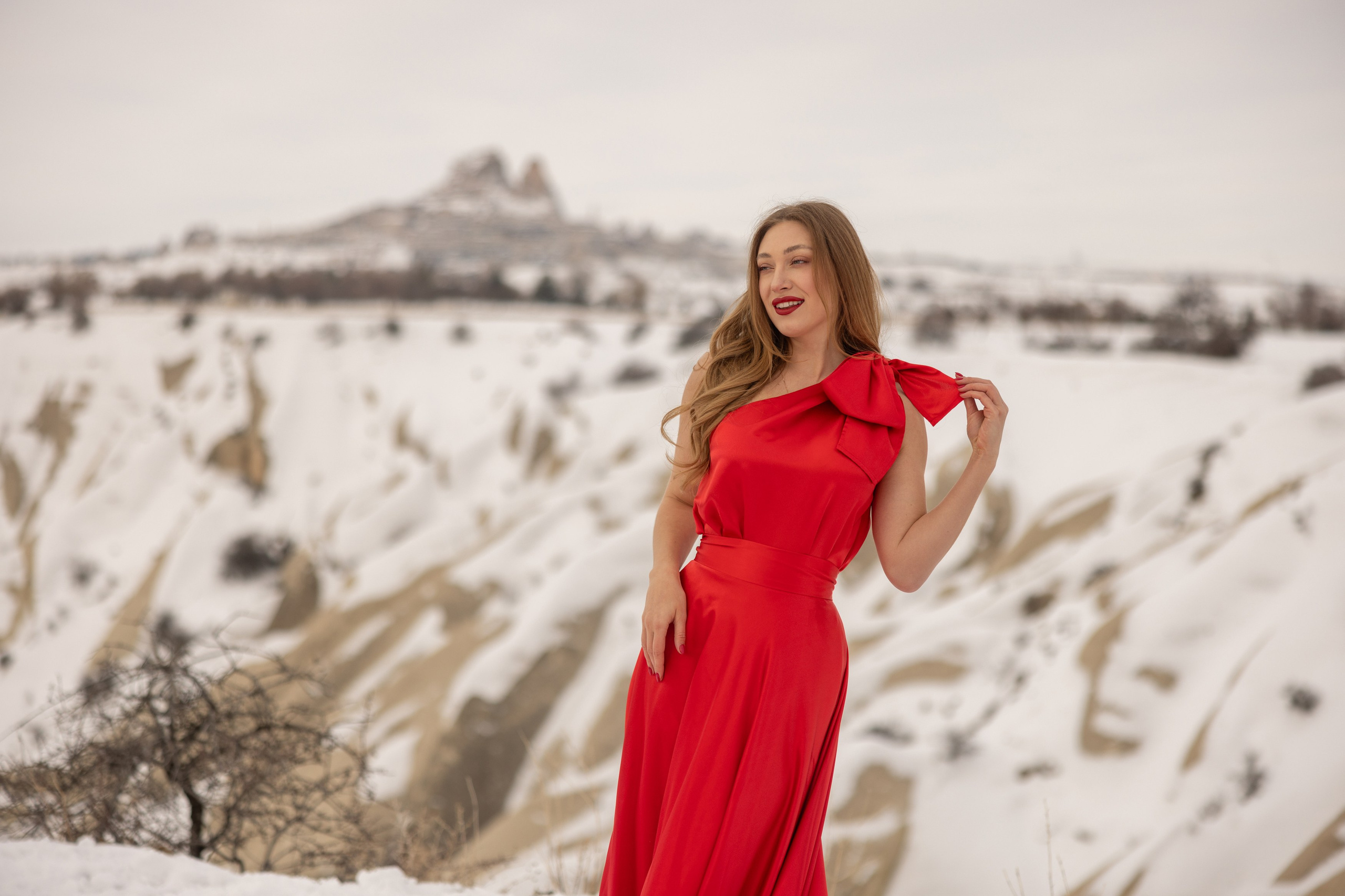 Dina. Julia Ganch I Fashion Wedding Photography I Cappadocia Turkey