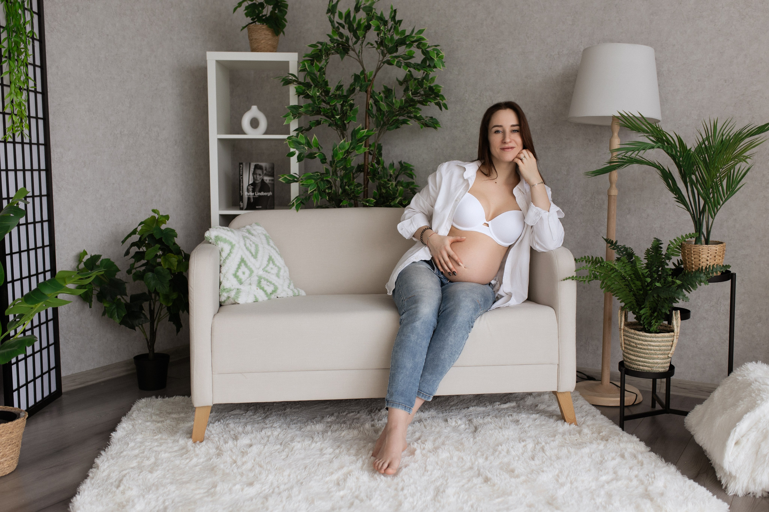 Laukimo (nėščiosios) fotosesija Marijampolėje, fotostudijoje