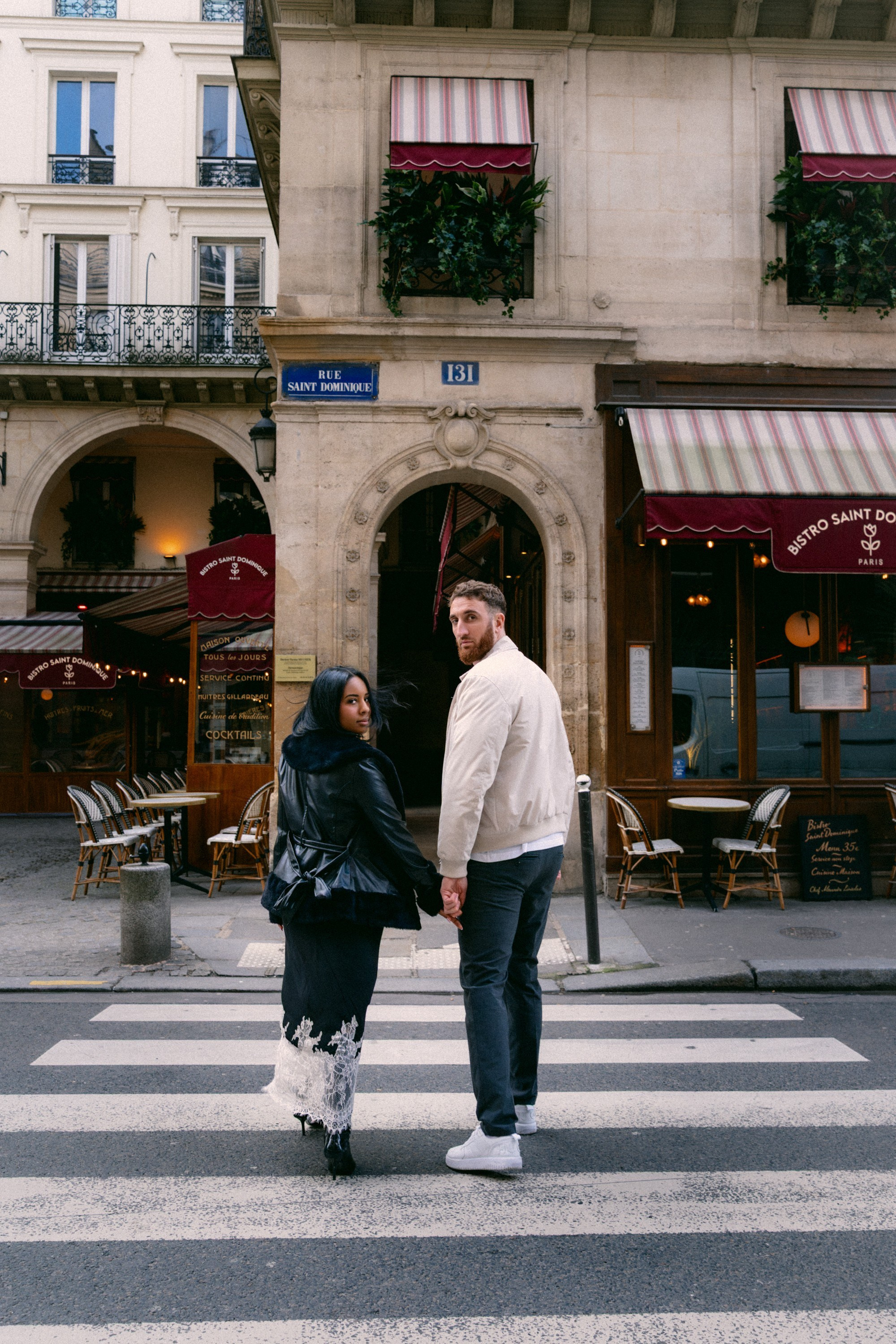 Romantic Couple Photoshoot in Paris | Paris Photographer. Paris Photographer & Videographer