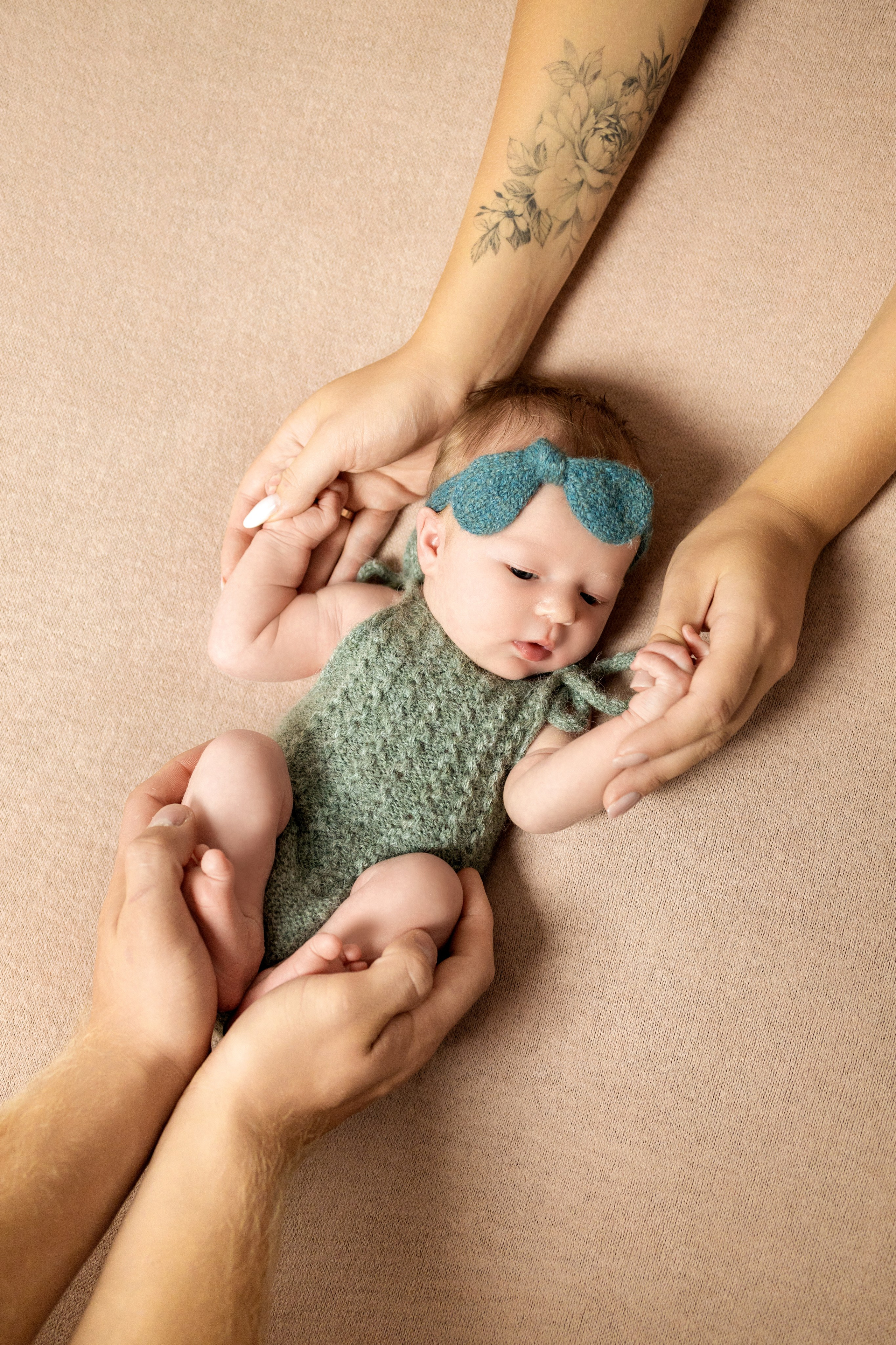 Newborn. Anaeliseevaphoto.com