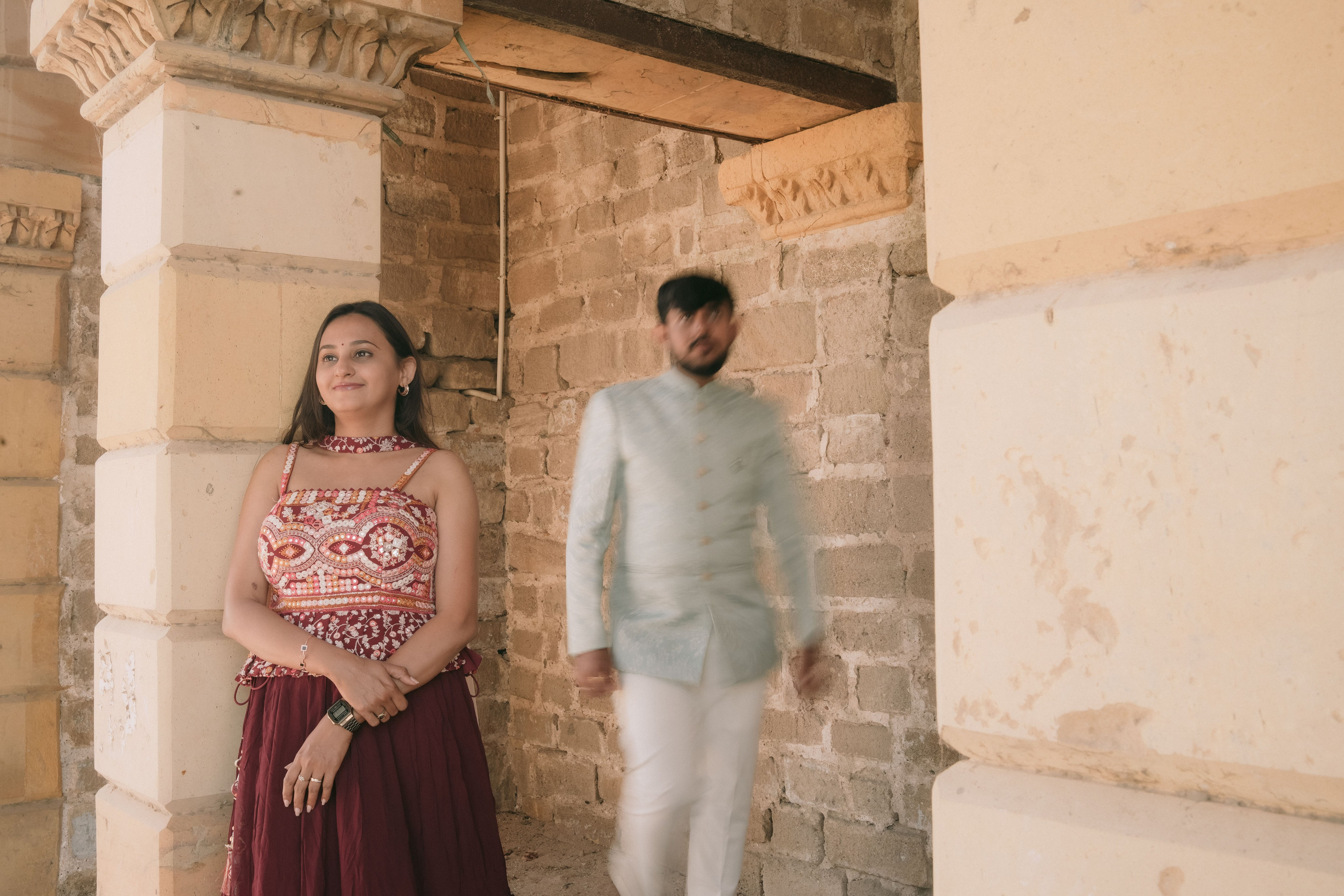 COUPLE SESSIONS. Love Emotions Weddings