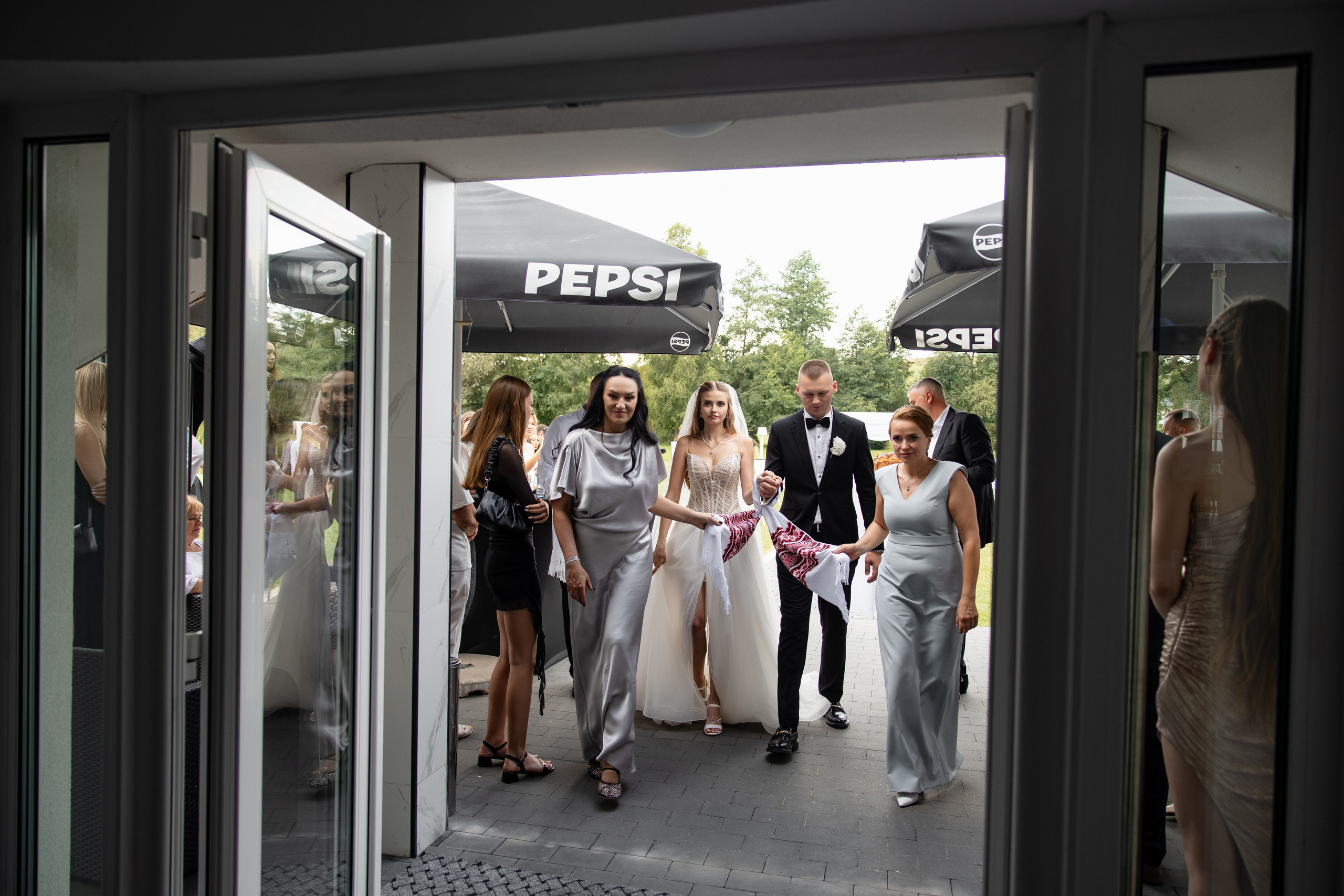 Артур + Анастасія. Весільний, сімейний фотограф Варшава