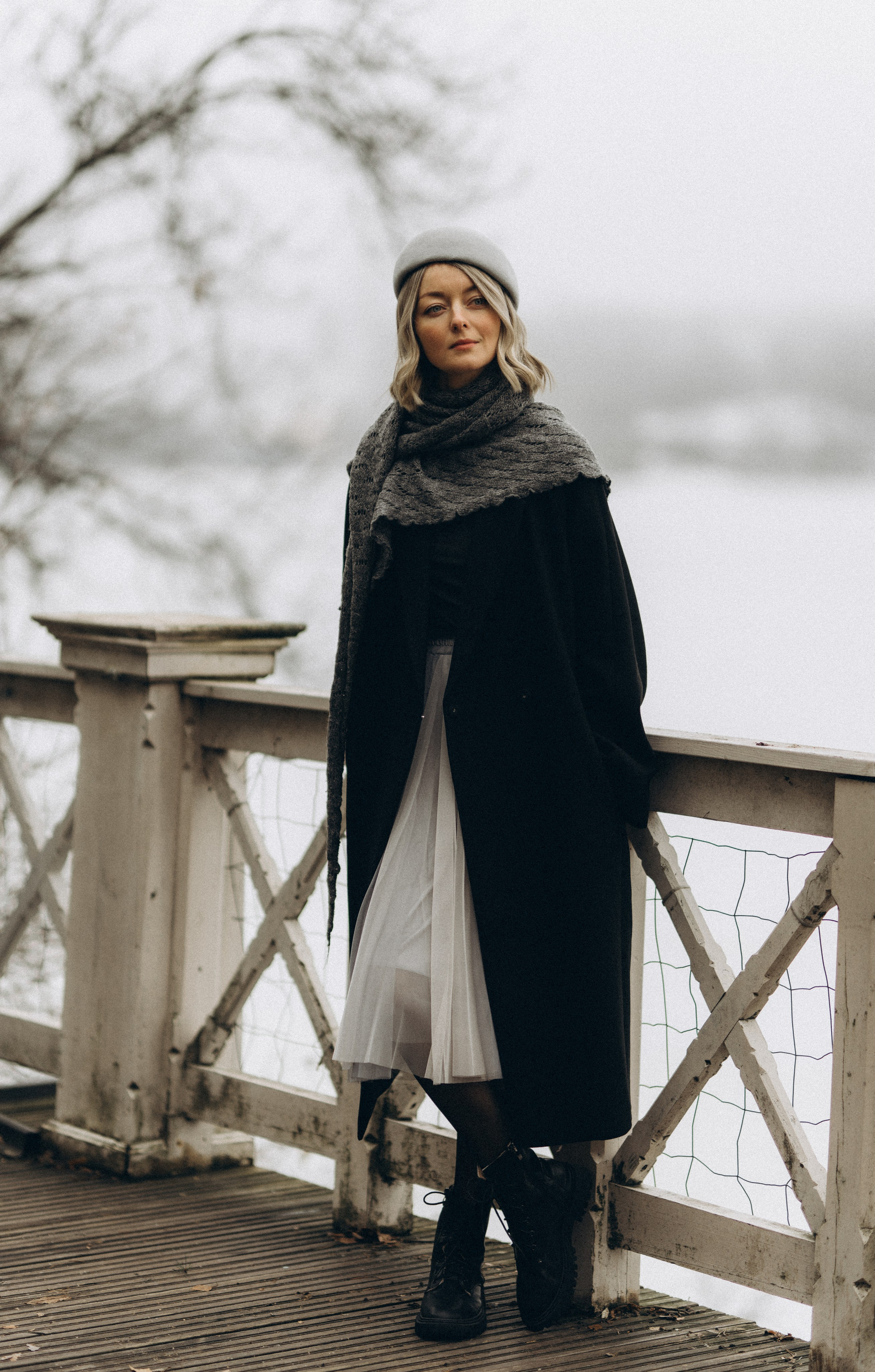 Woman phoshoot. Wedding and potrait photographer in Helsinki Vickan O