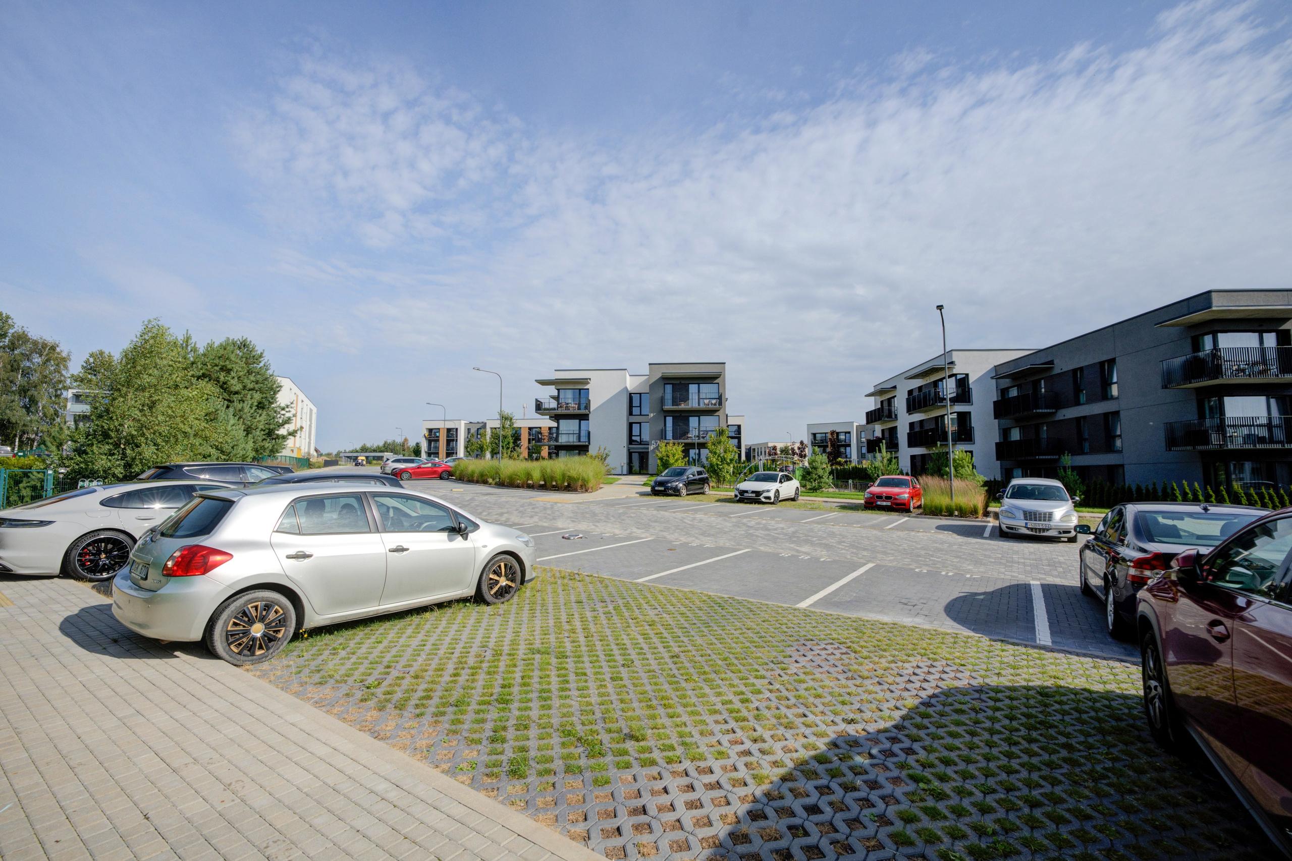 Gilužio g. 49, 2k. butas prie ežero. Elina Sapiega fotografė Vilniuje