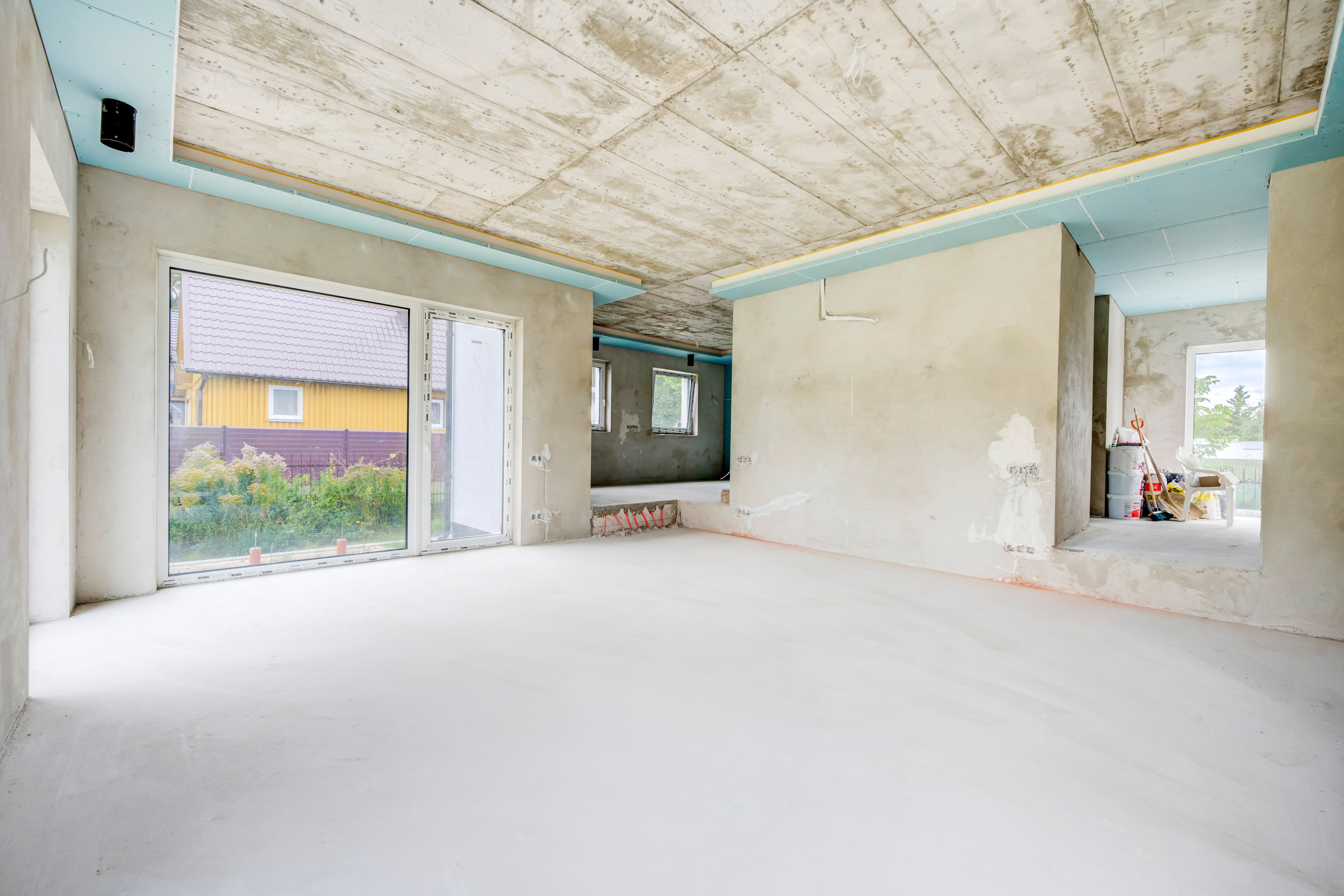 Pagubės sodų 11-oji 16, Vilnius. Namas su nepilna apdaila. Elina Sapiega fotografė Vilniuje