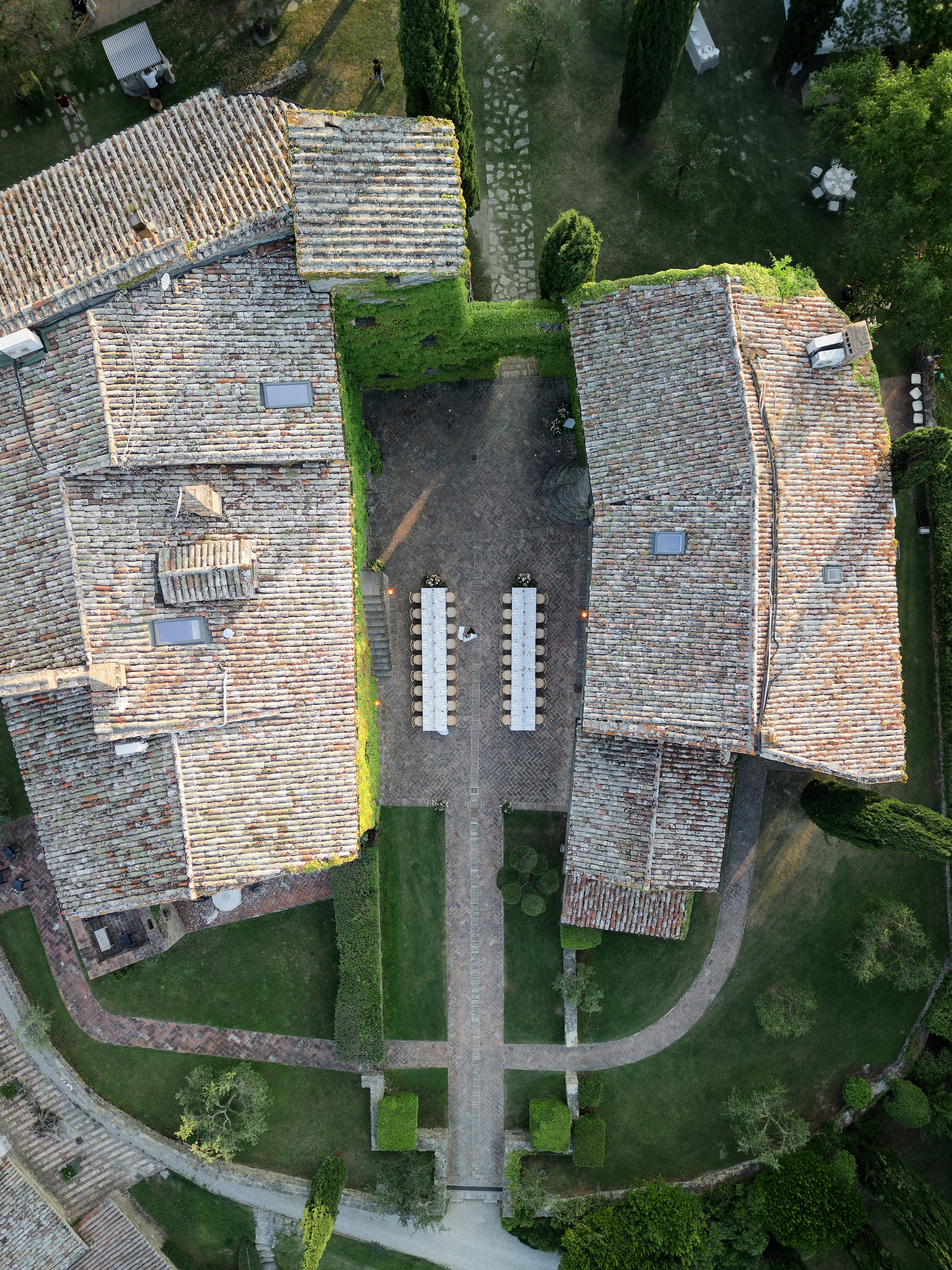 Wedding at Borgo Bastia Creti, Umbria