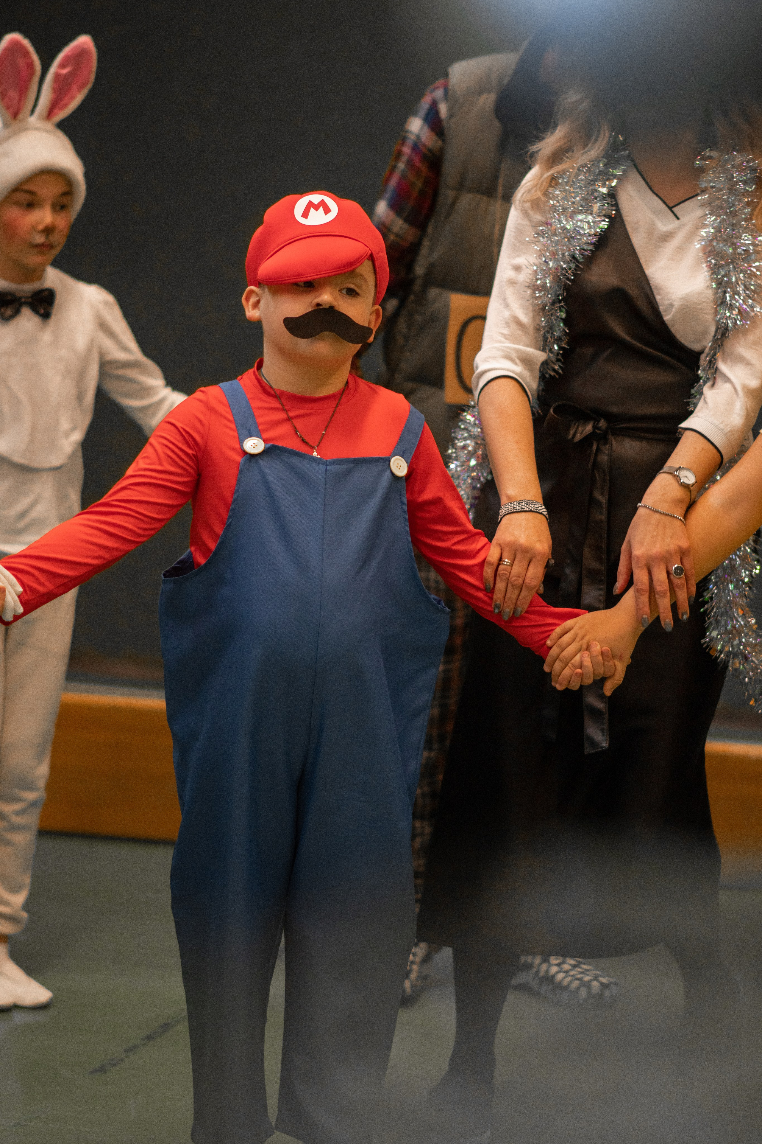 Новогодний хоровод. Семейный и детский фотограф