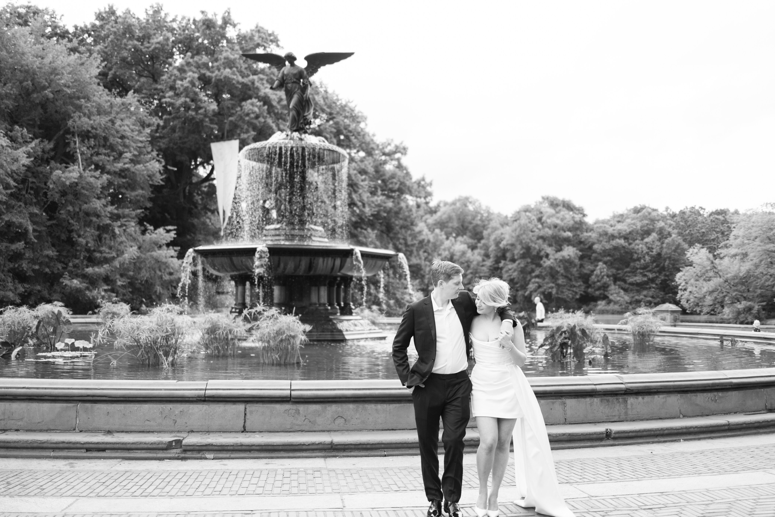 Engagement & Love Story. Wedding Photo & Video