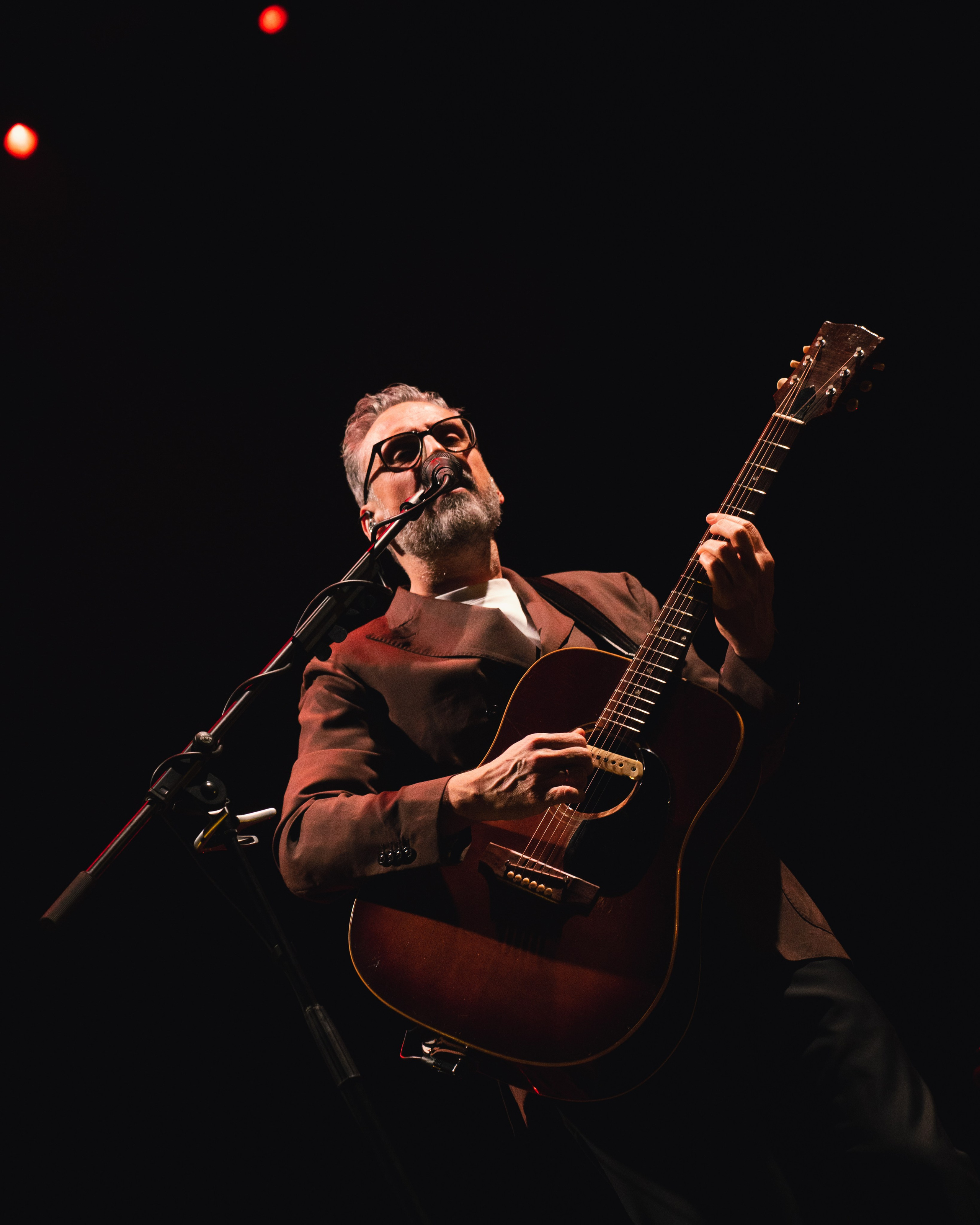 BRUNORI SAS // UNIPOL ARENA BOLOGNA. Francesco Mion // Sport & Live Music Photographer