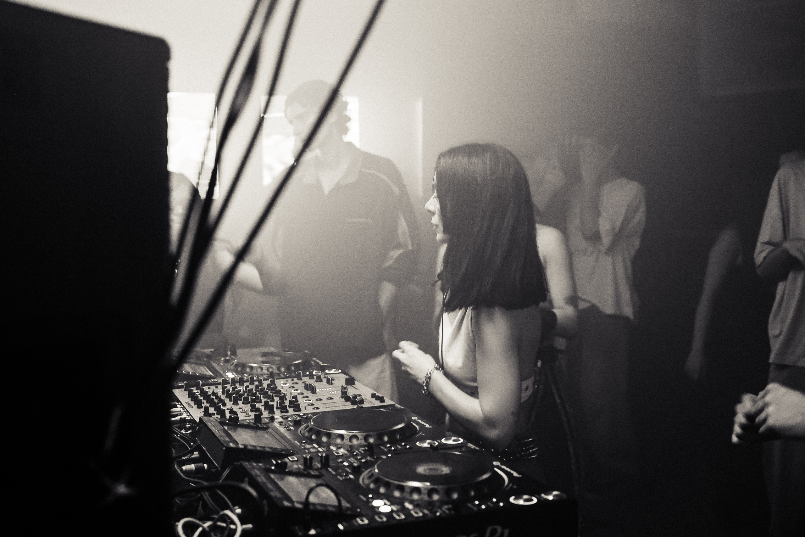Event reportage (WHATISGOINGON x HOW). Asmikiam