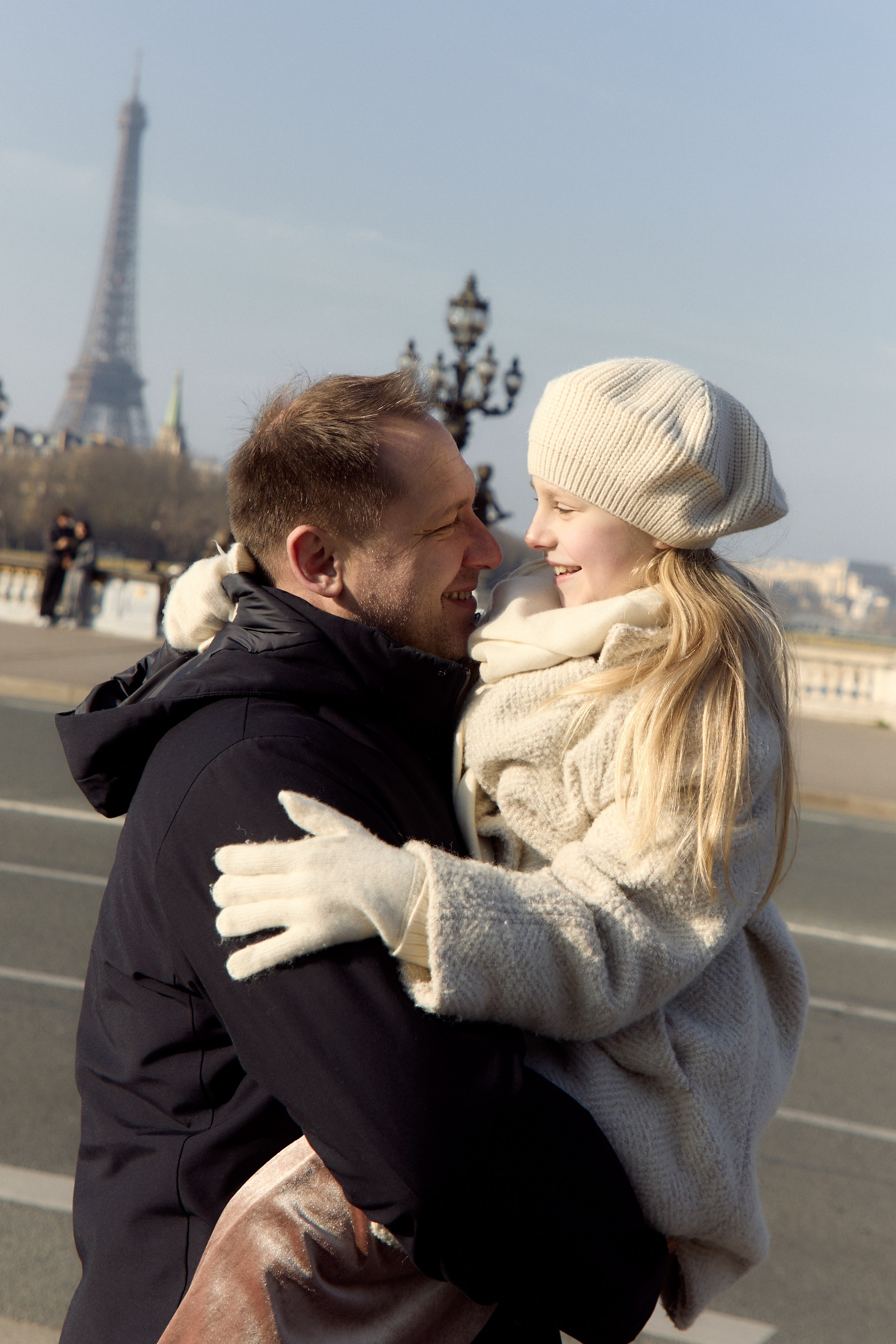 Pont Alexandre III & Eiffel Tower. Fotógrafa en París