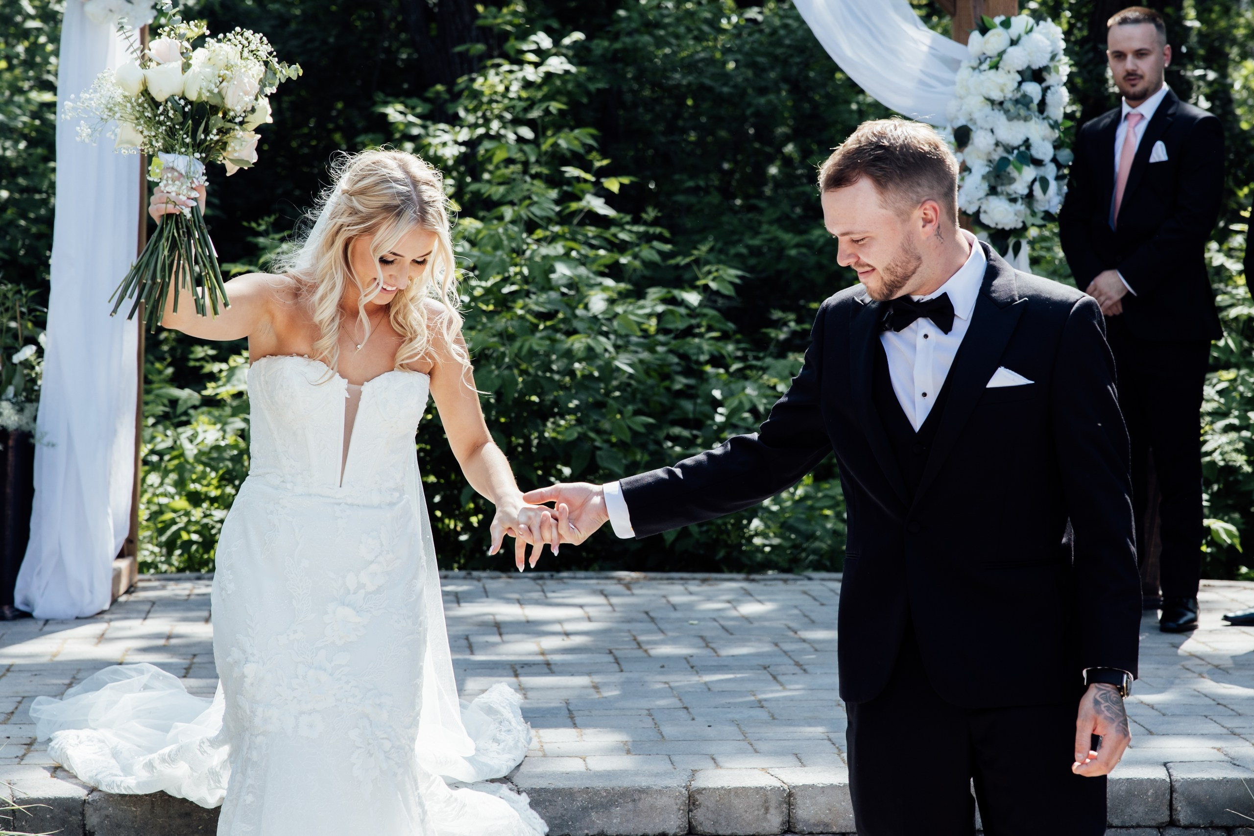 Viktoriya & Brody. Wedding Photographer in Winnipeg — Cinematic & Timeless by Vitiuk Photography