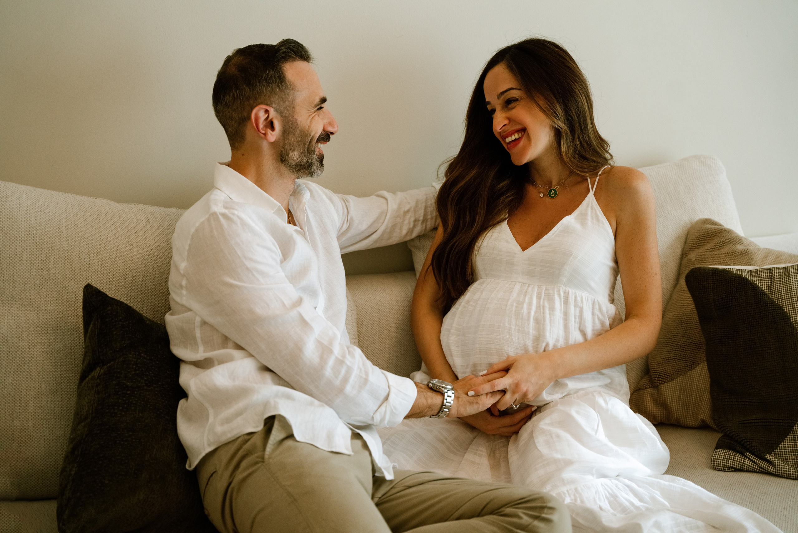 Cozy home session. Angela Iakovleva — Family Photographer in Dubai