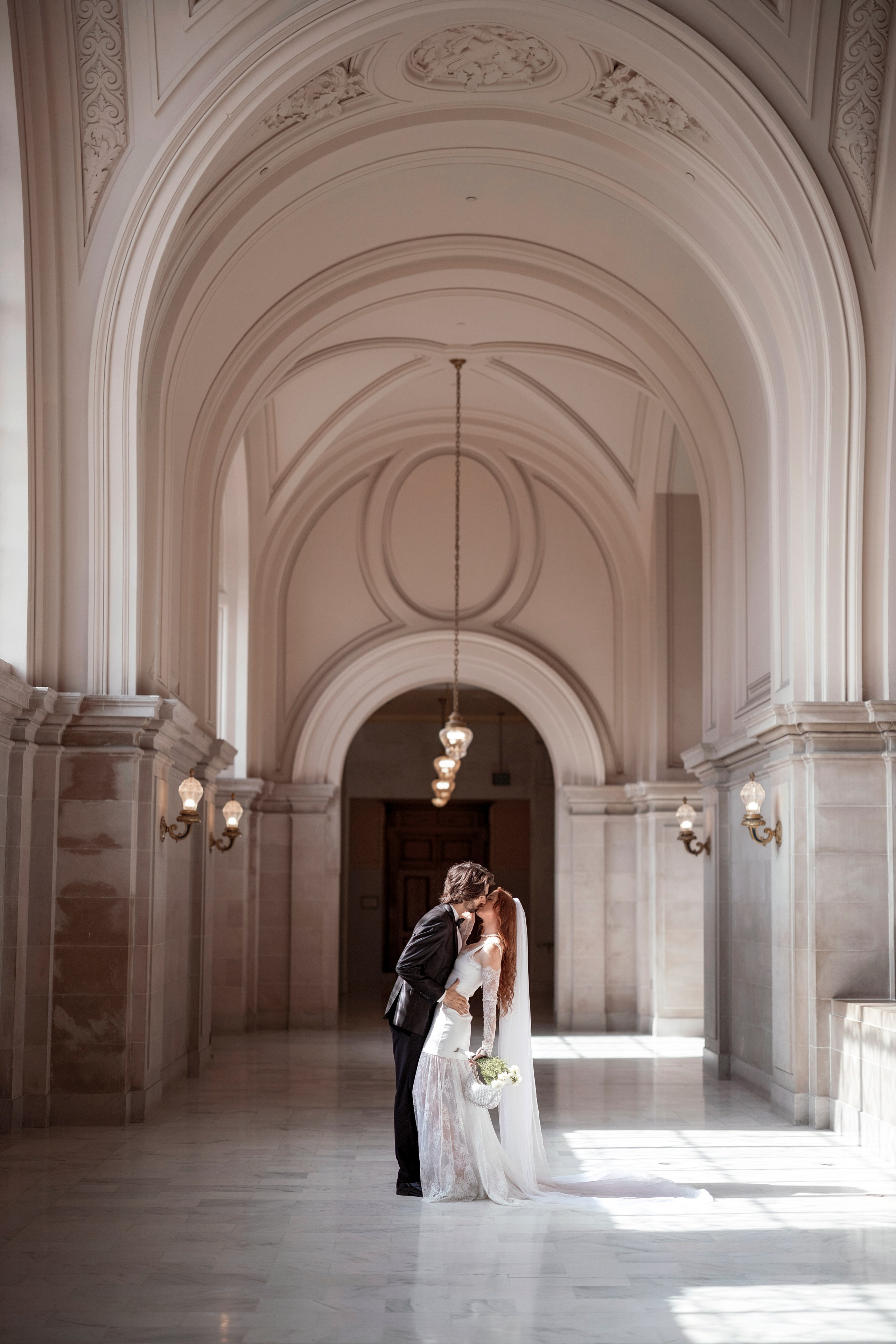 San Francisco City hall. Bay Area Photographer: family, maternity, love story, wedding