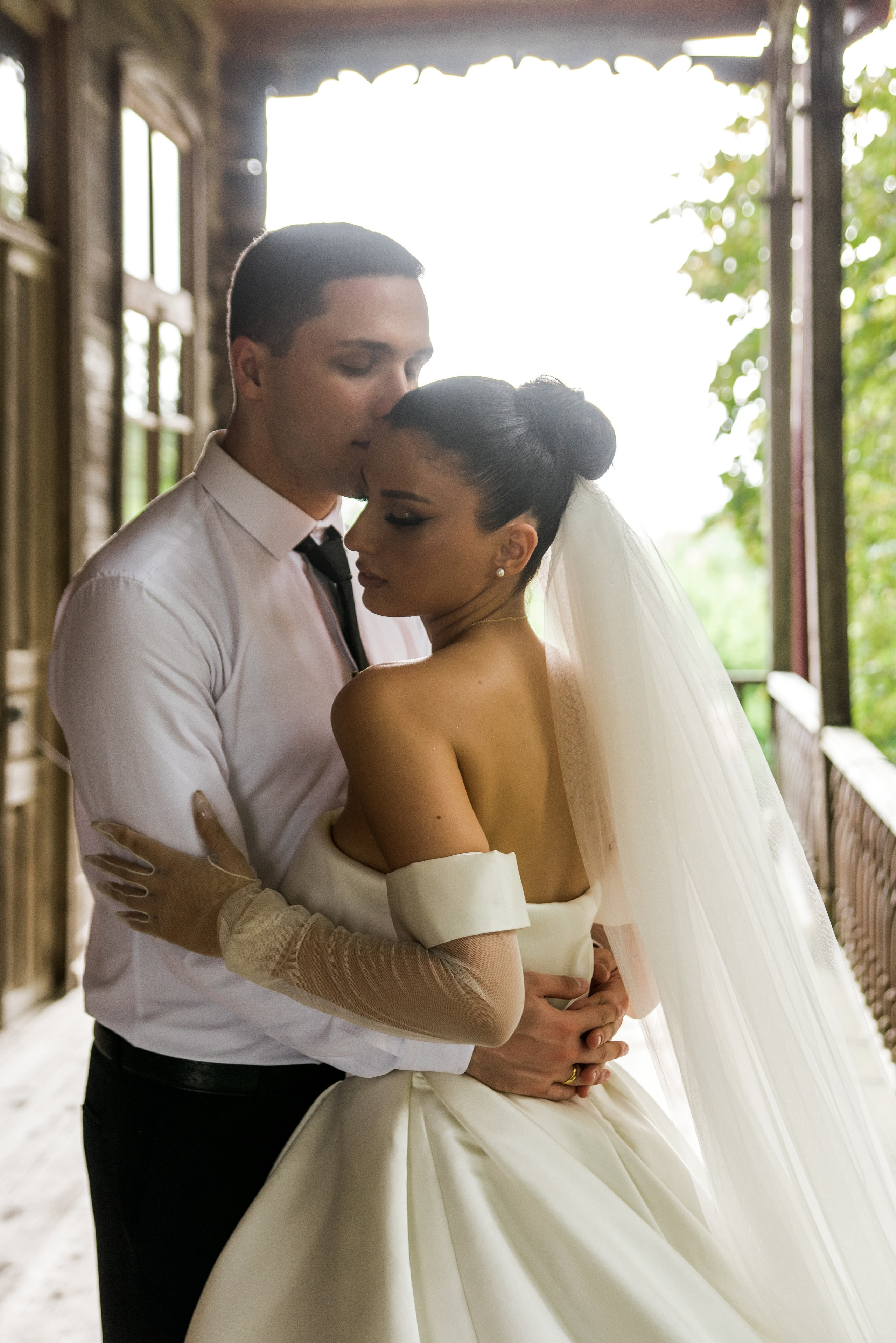 Грузинская свадьба Луки и Нино в Кутаиси. Свадебные фотографы в Грузии, Армении. Макс Коваленко и Лара Татосян. Свадебный видеограф