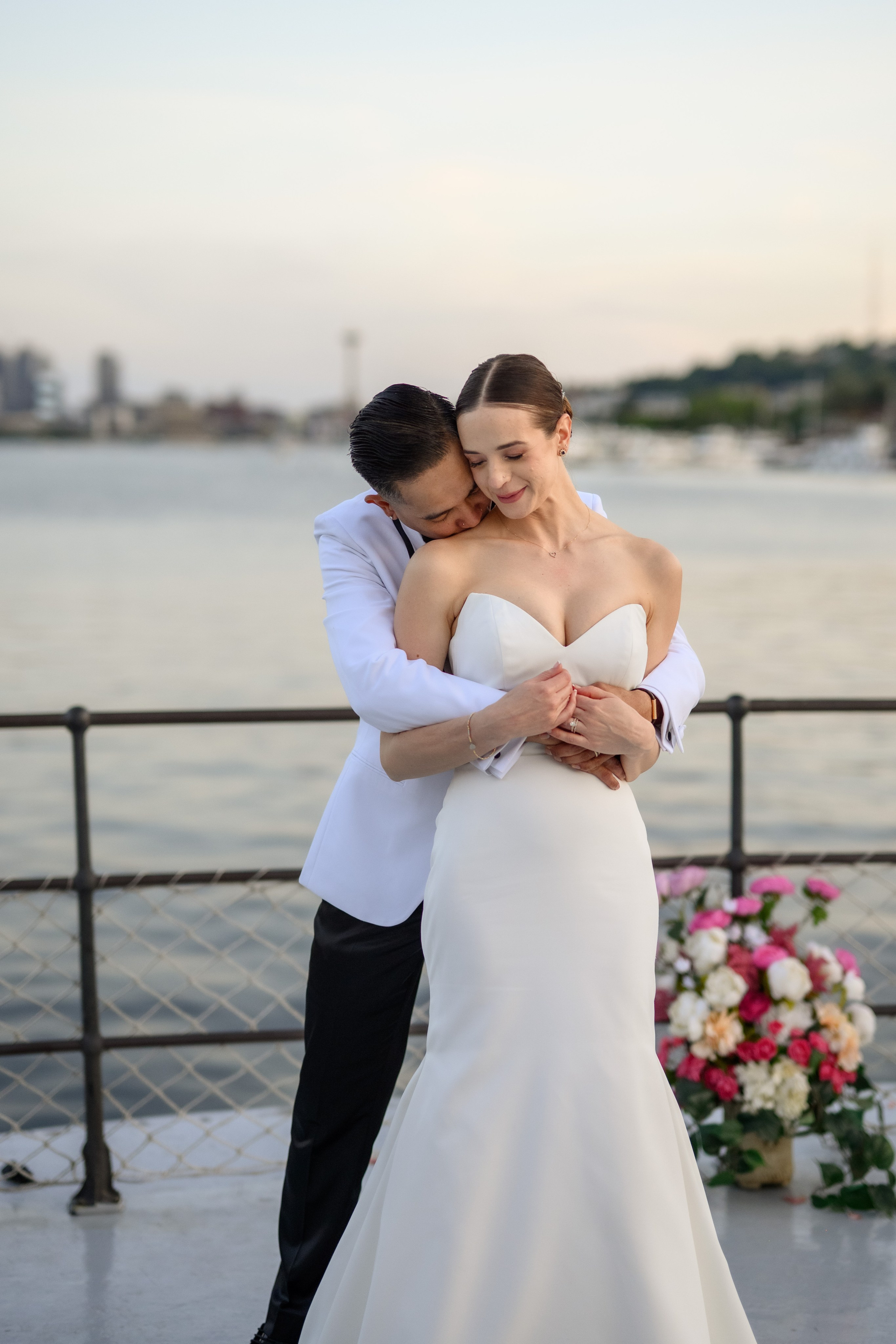 Kevin & Katie. Wedding & portrait photography in the Seattle Area. Helen Michelle photographer