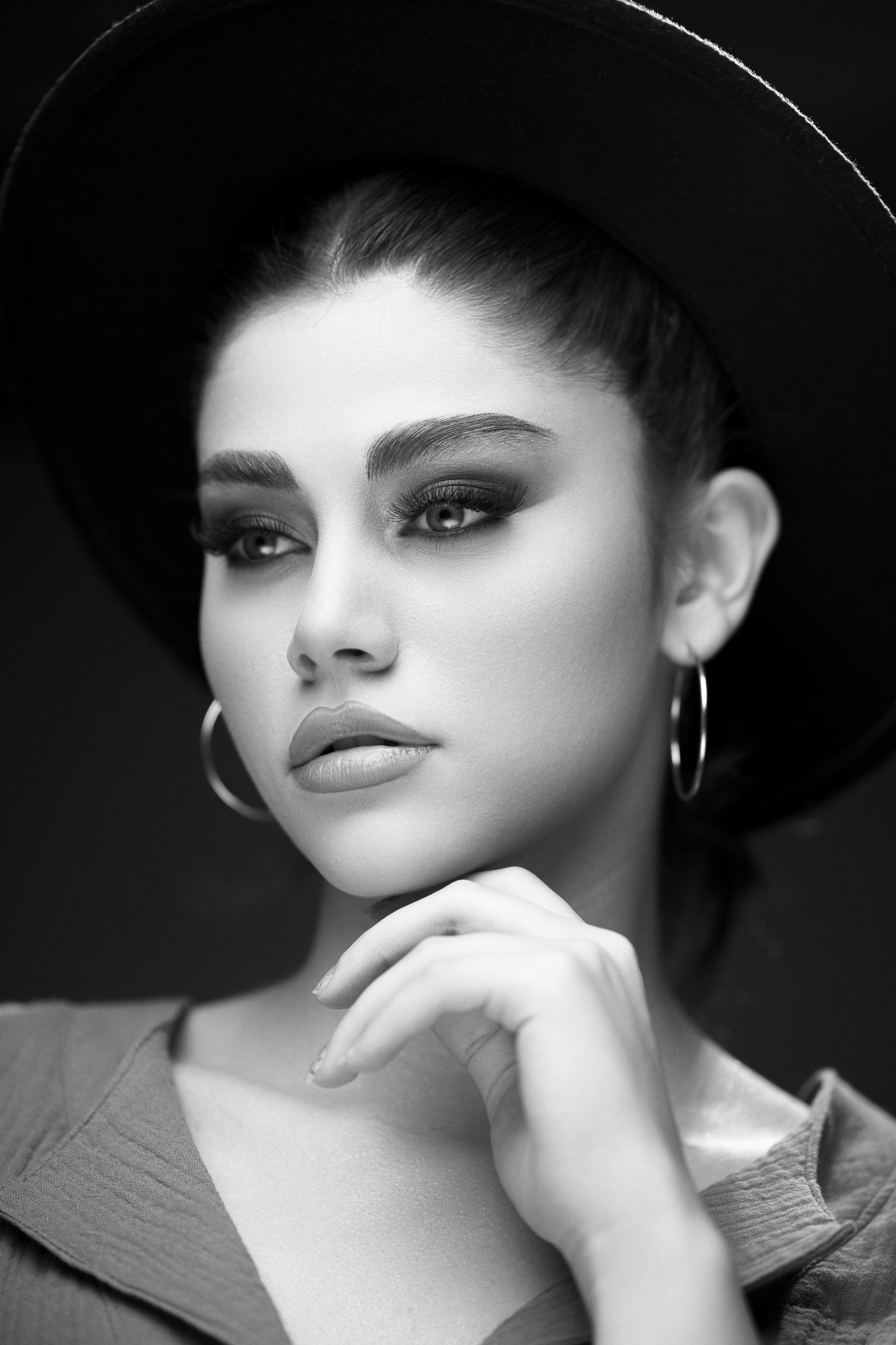 Beauty, Fashion and Glamour. Mehran Hadad — Portrait Photographer, Filmmaker and Youtuber