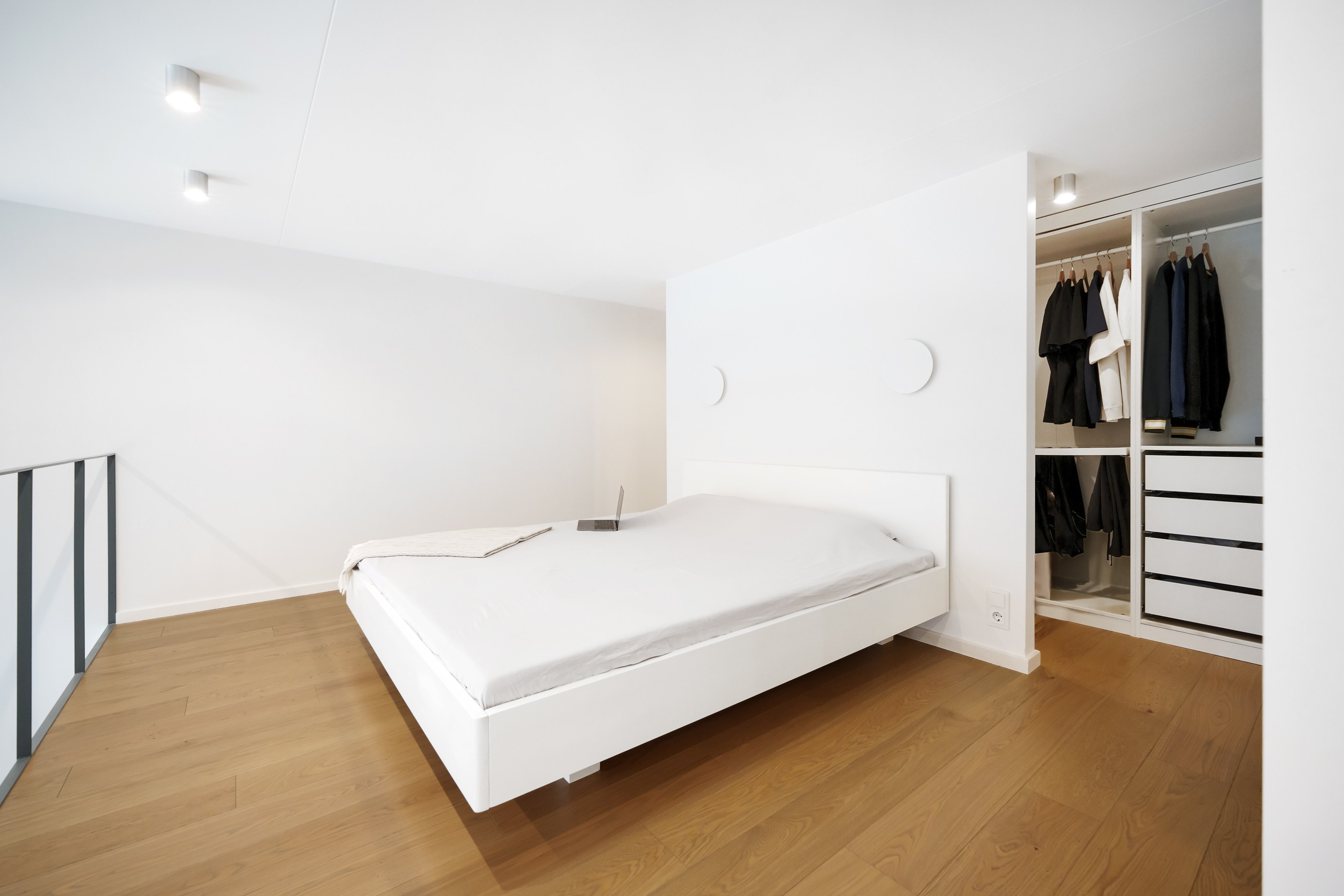 Kauno g. 32b. Elina Sapiega fotografė Vilniuje